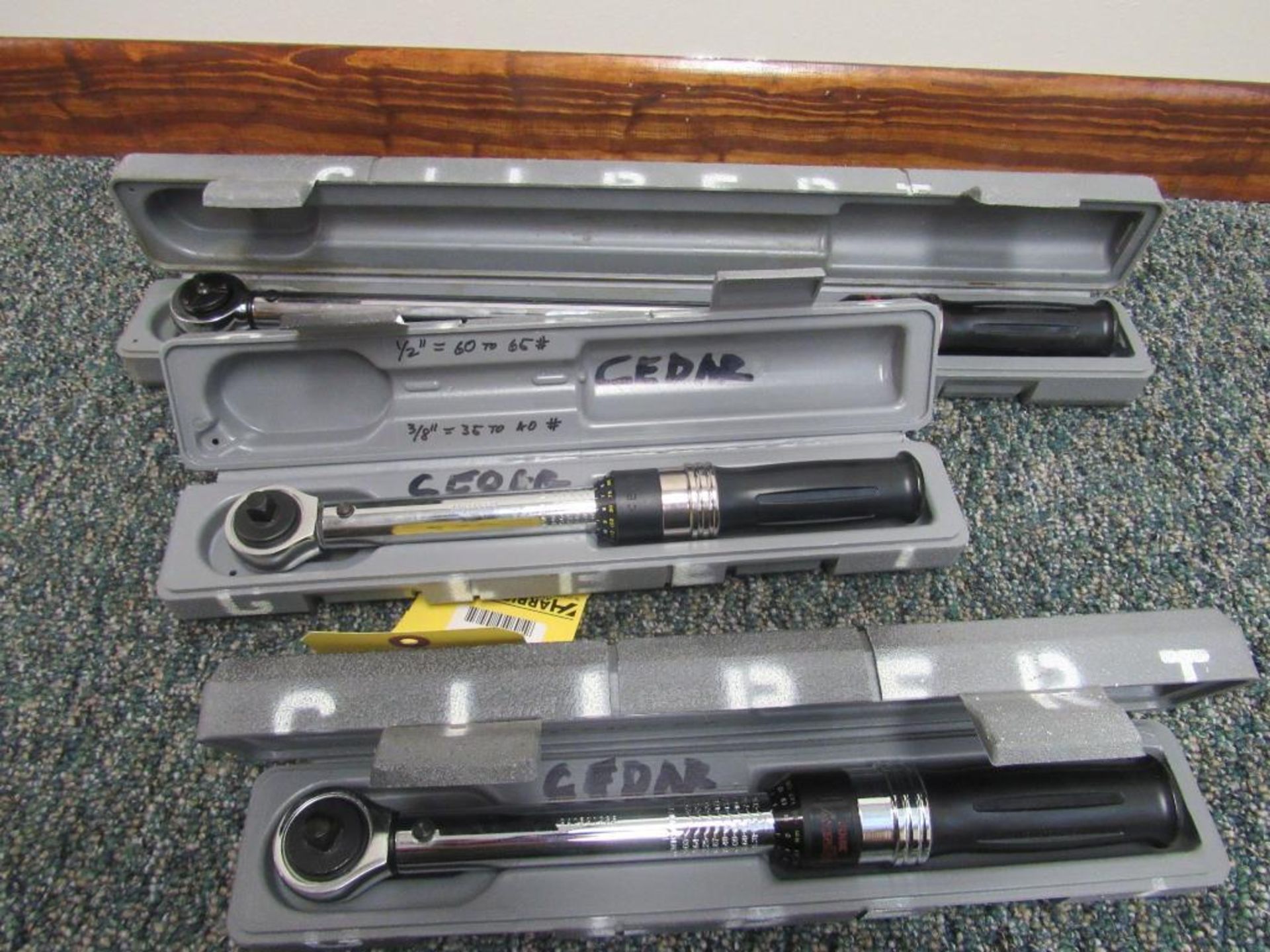 Lot of 3: Husky Professional Torque Wrenches - Image 2 of 5