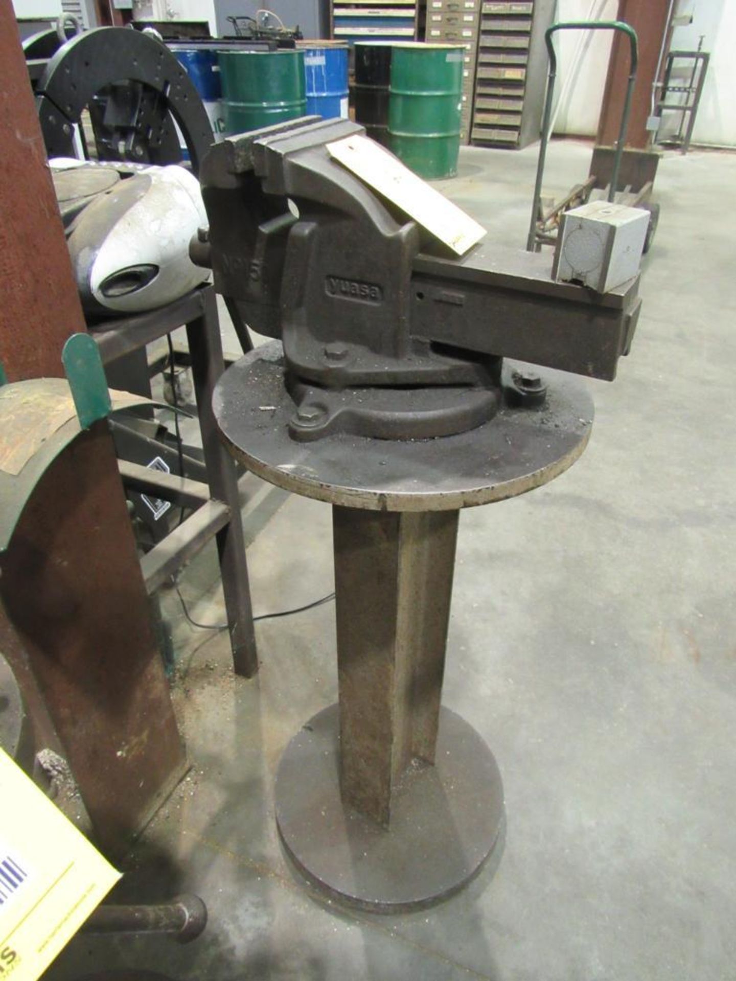 Yuasa No. 60 Vise on Pedestal, 6" wide, 8" opening, 30" Pedestal