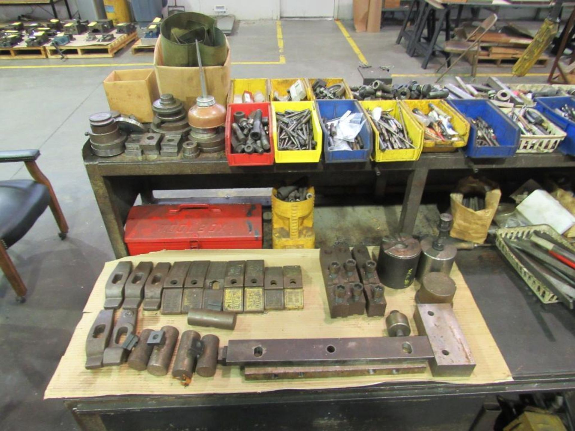 Lot: CNC Tooling for Kafo Model VMC-21100 with Assorted Tooling - Image 2 of 6