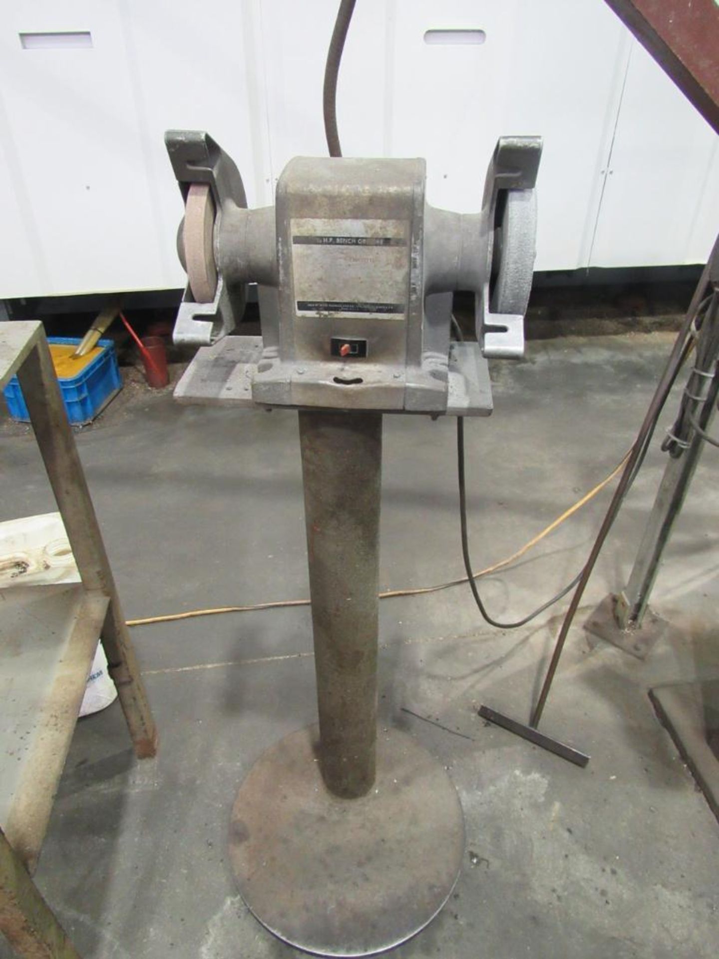 6" Craftsman Double End Grinder on Pedestal, Model 152.211060