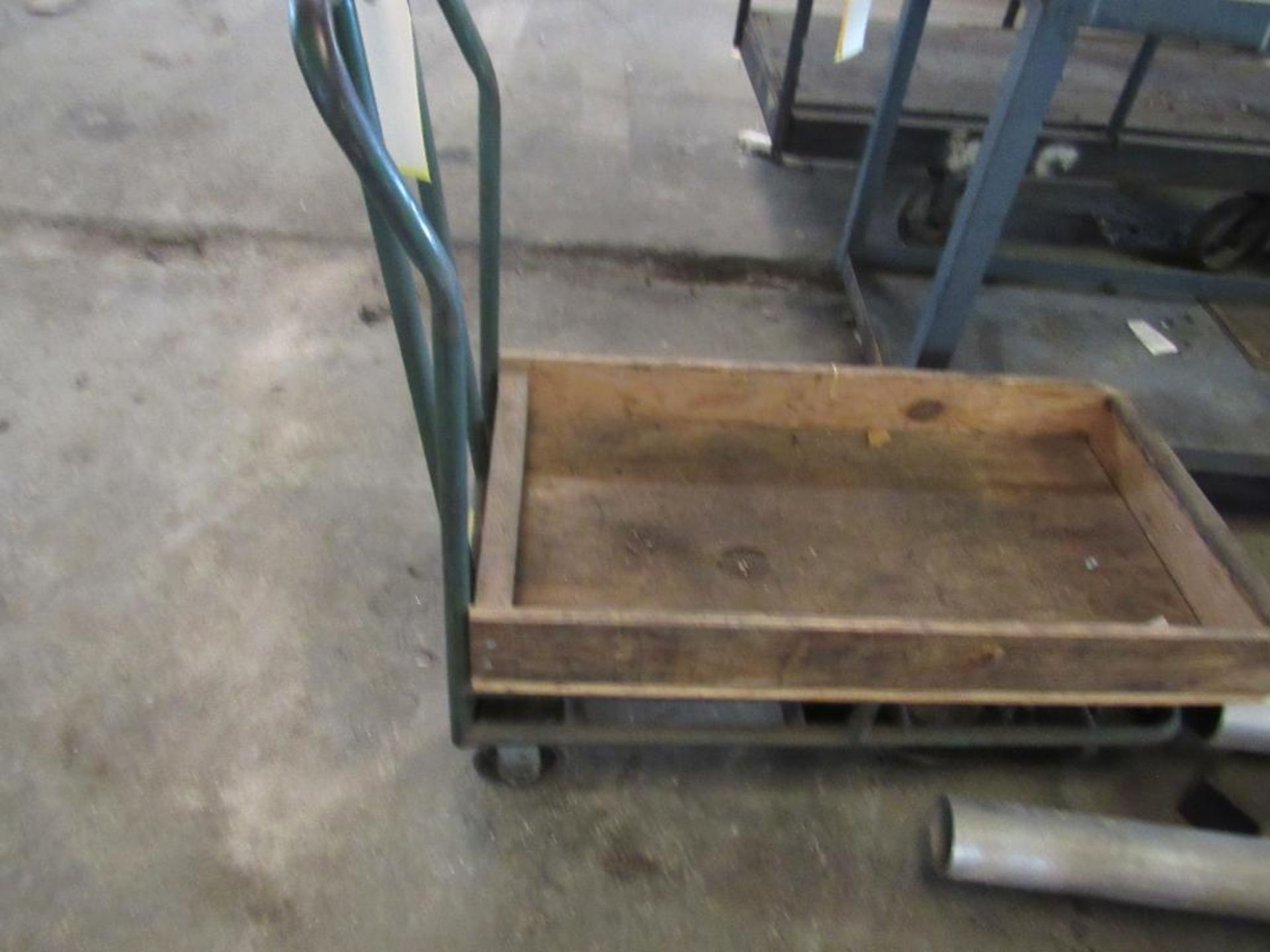 Lot of 2: Shop Carts - Image 2 of 5