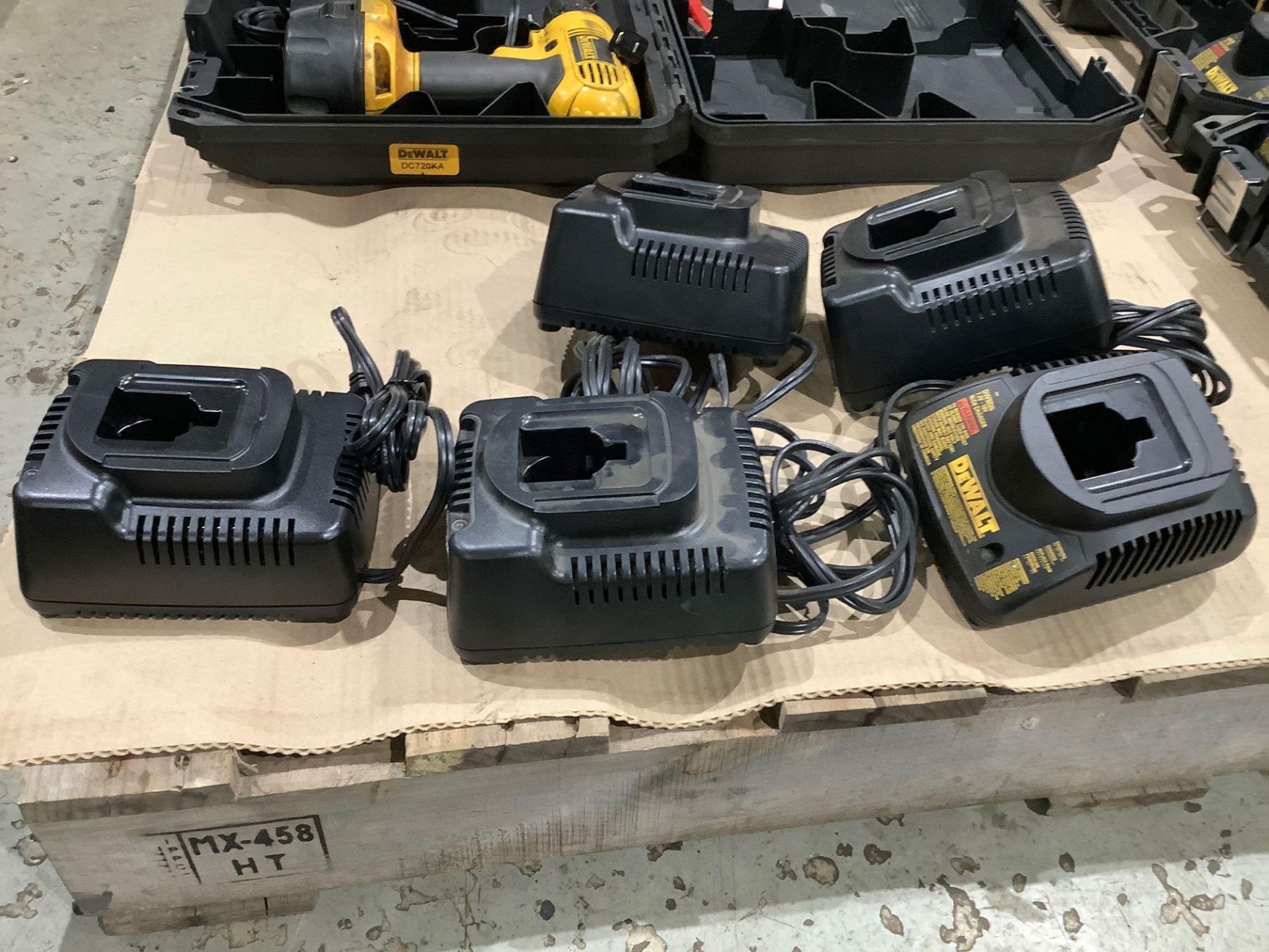 Lot of 5: DeWalt Battery Chargers - Image 2 of 4