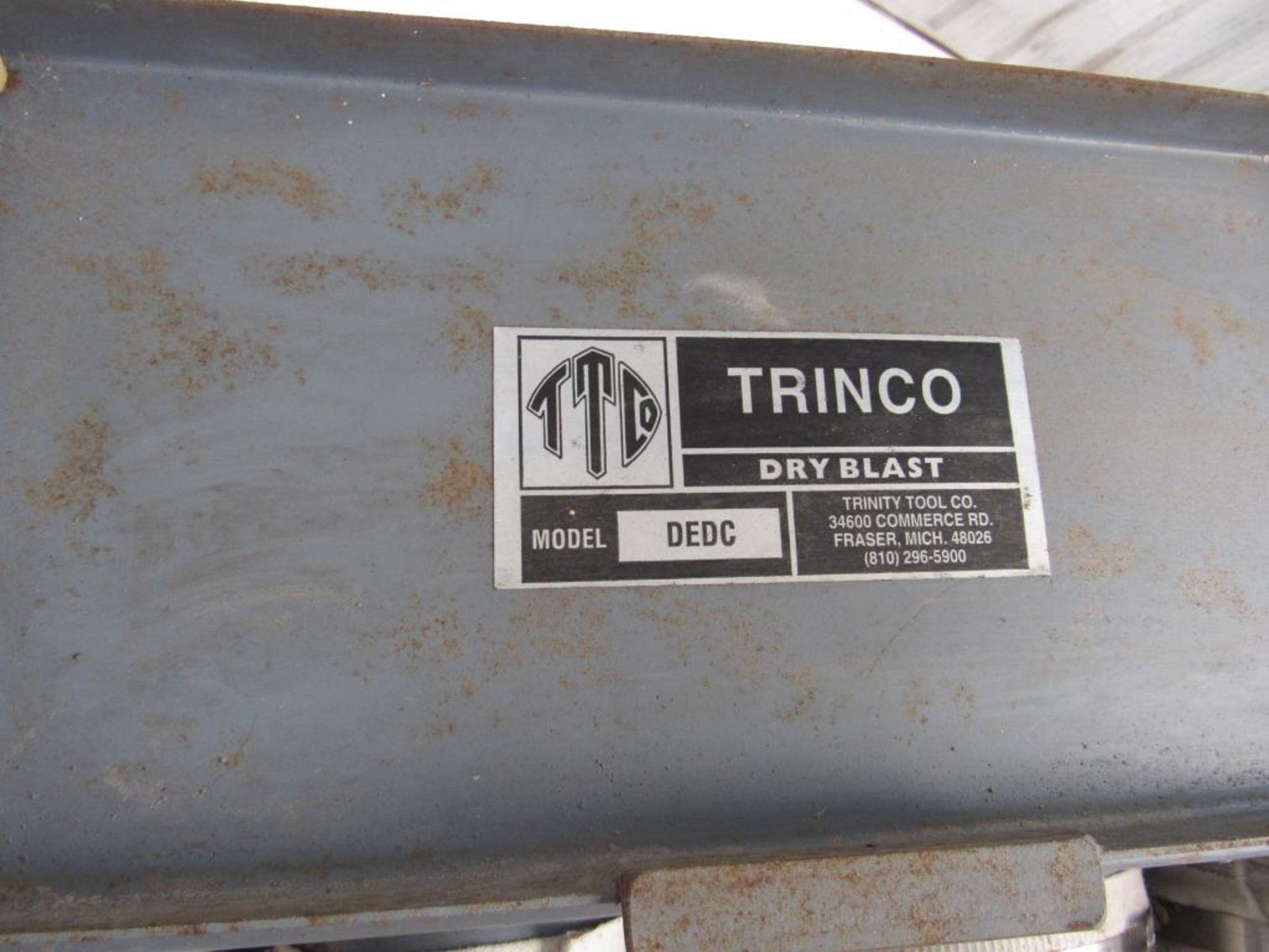 Trinco Blast Cabinet Model 60 x 48 SL / DELUXE - Image 8 of 8