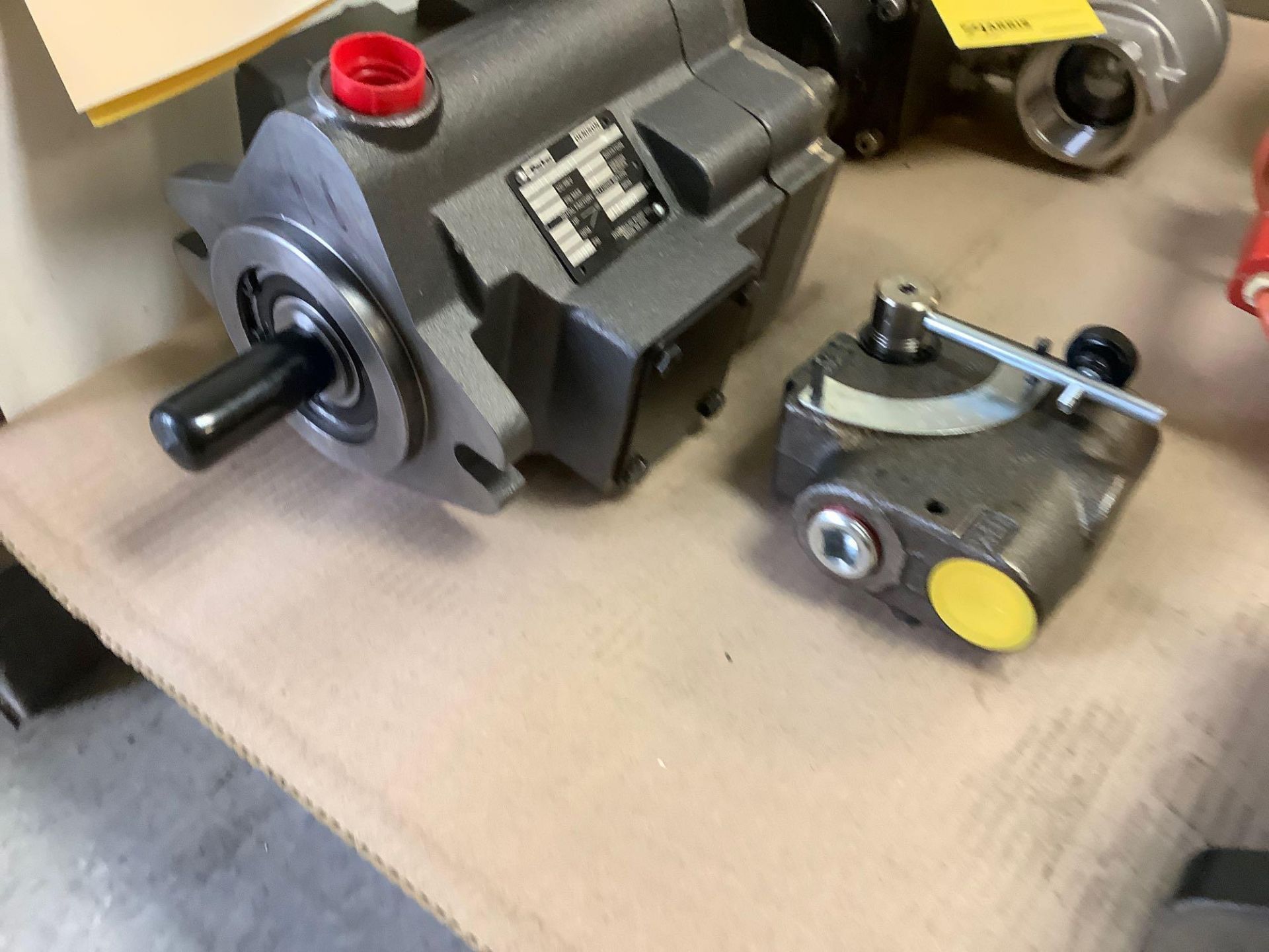 QC: Parker Hydraulic Pump - Image 7 of 7