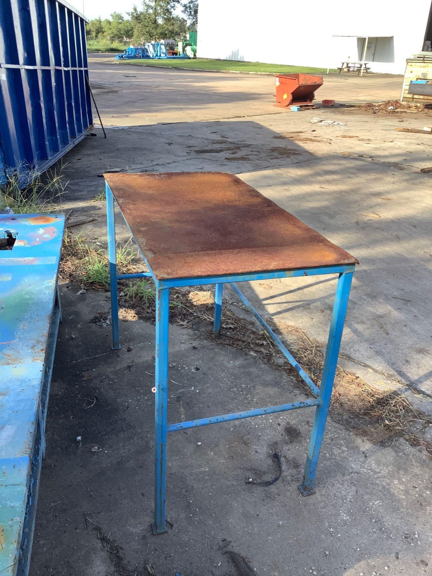 Lot of 5: Metal Tables, Assorted Sizes - Image 3 of 7