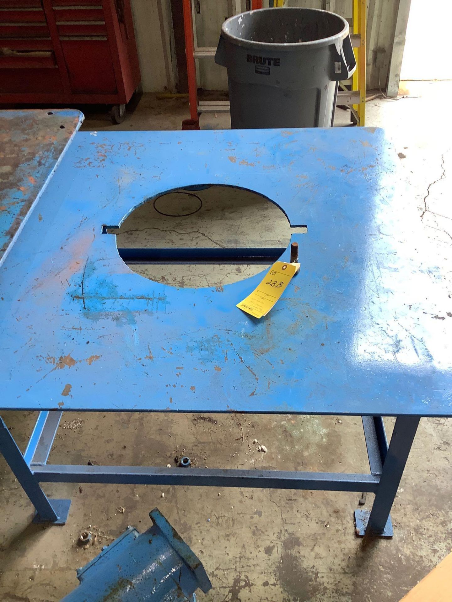 Heavy Duty Metal Table with Circular Cut-Out - Image 2 of 3