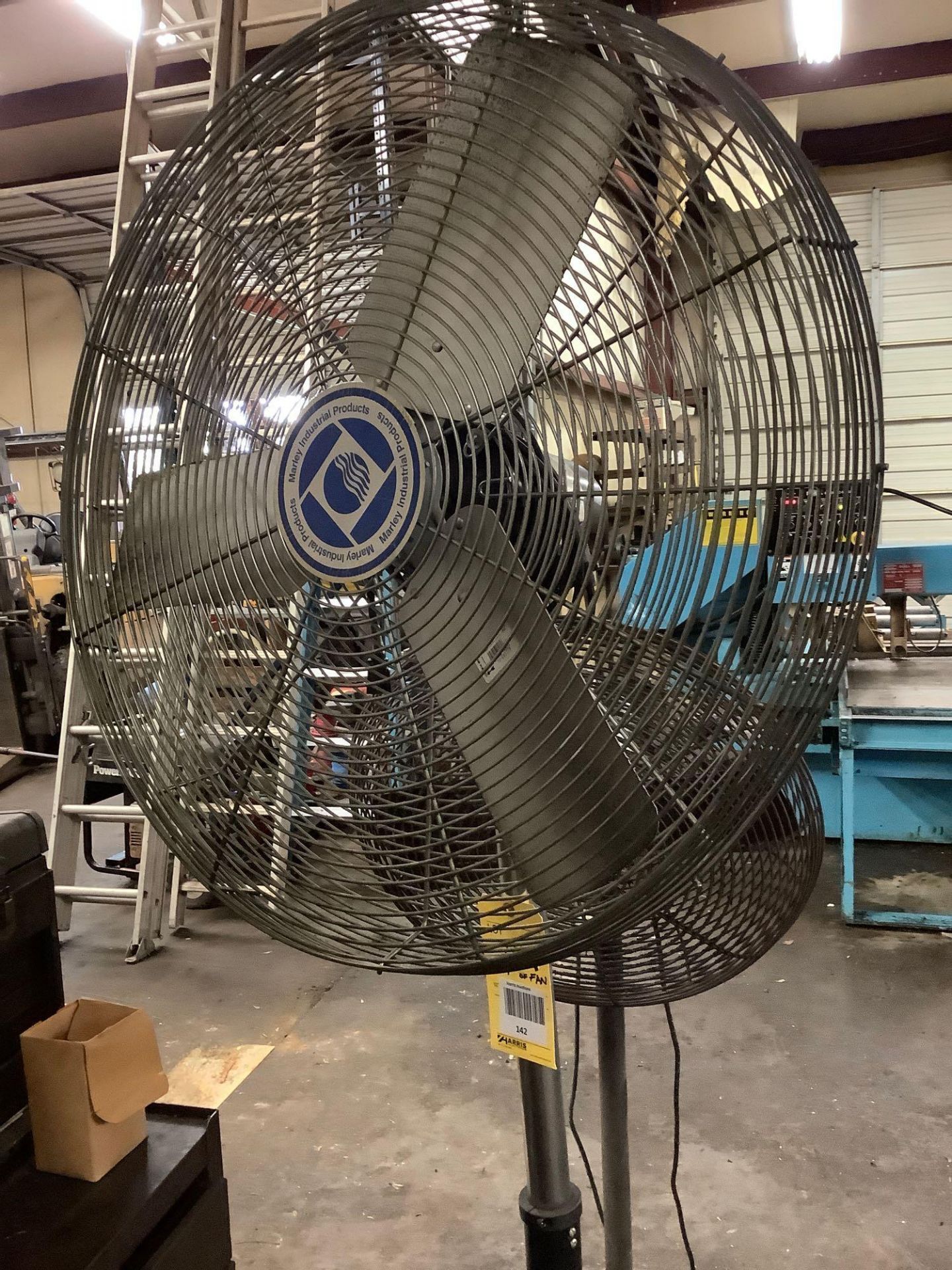 Lot of 3 Pedestal Fans - Image 2 of 3