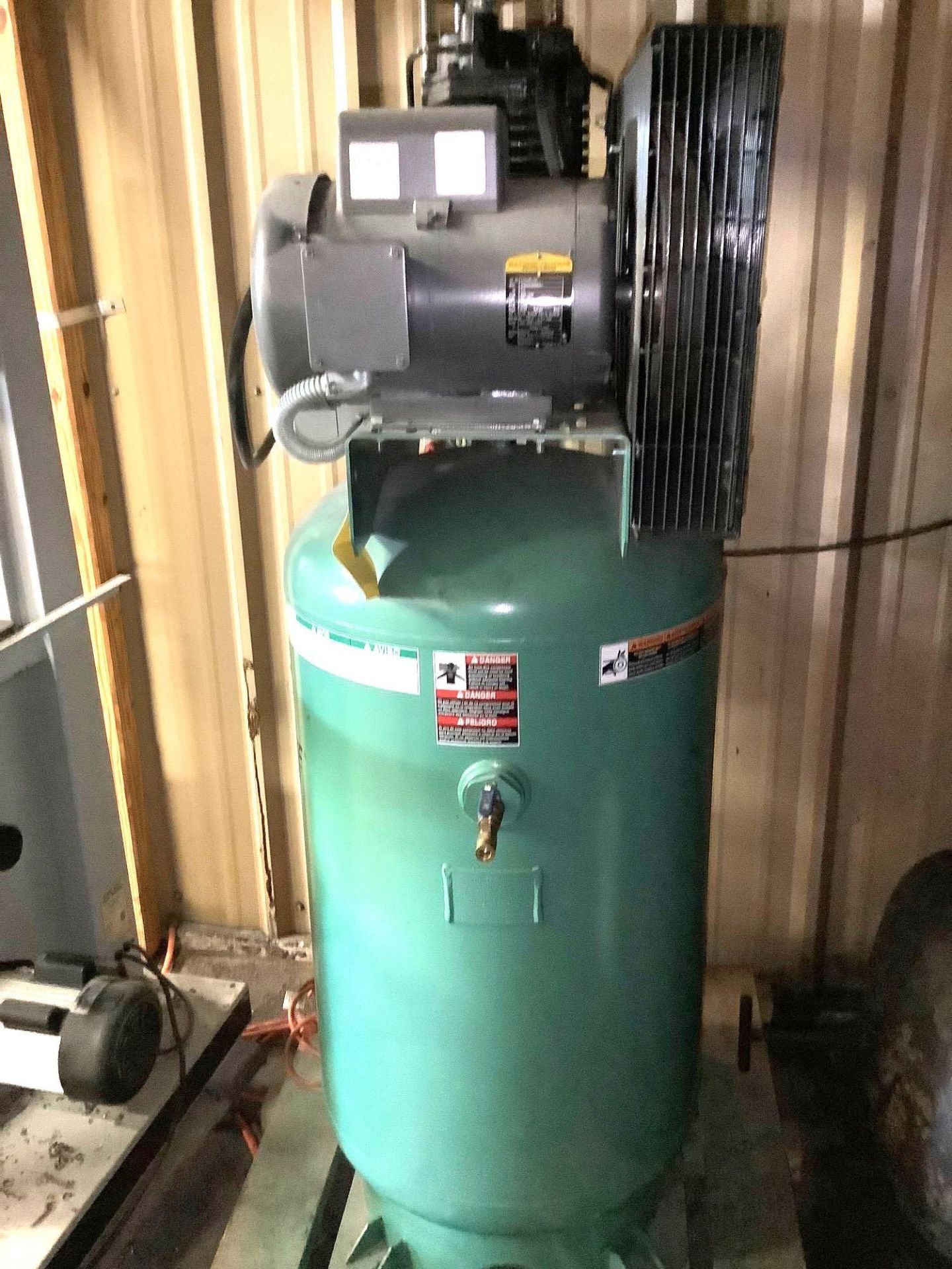 Speed Aire Air Compressor Model 4XA60 - Image 5 of 6