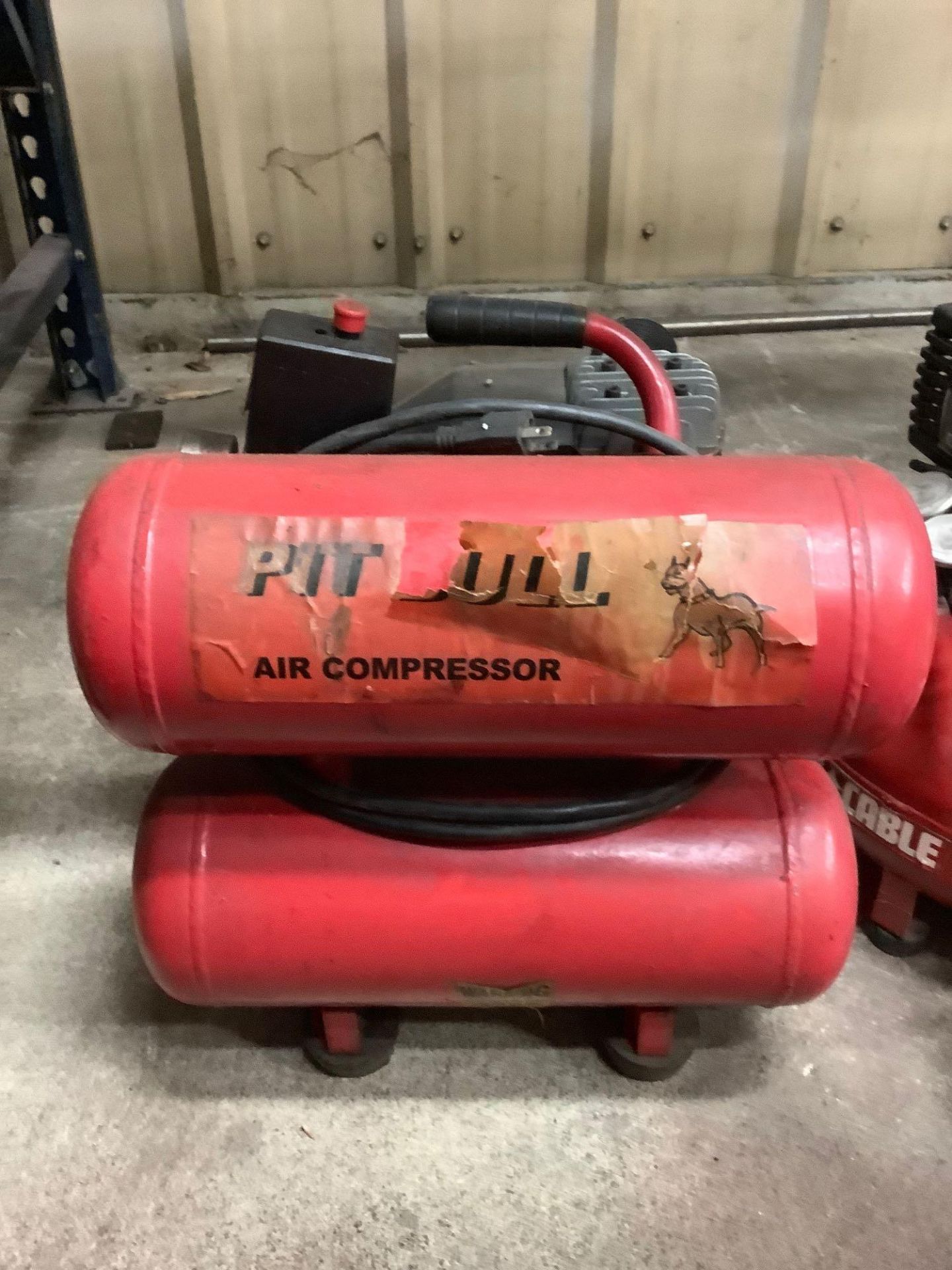 Lot of 2 Portable Air Compressors - Image 2 of 5