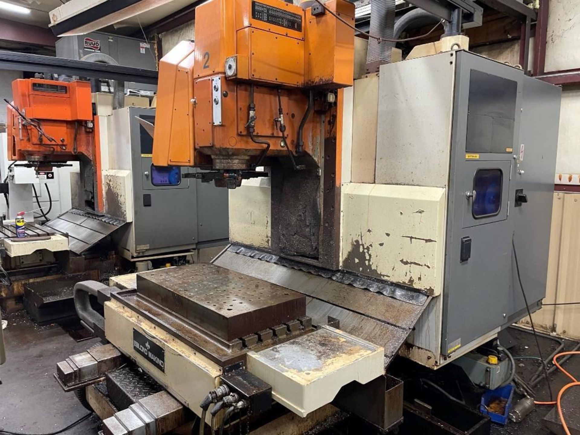 LeBlond Makino FNC 74 CNC Vertical Milling Machine