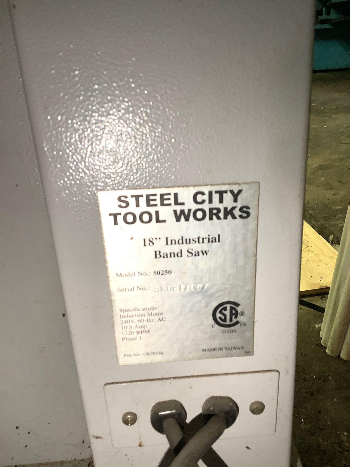 Steel City 18" Industrial Vertical Bandsaw, Model 50250 - Image 6 of 6