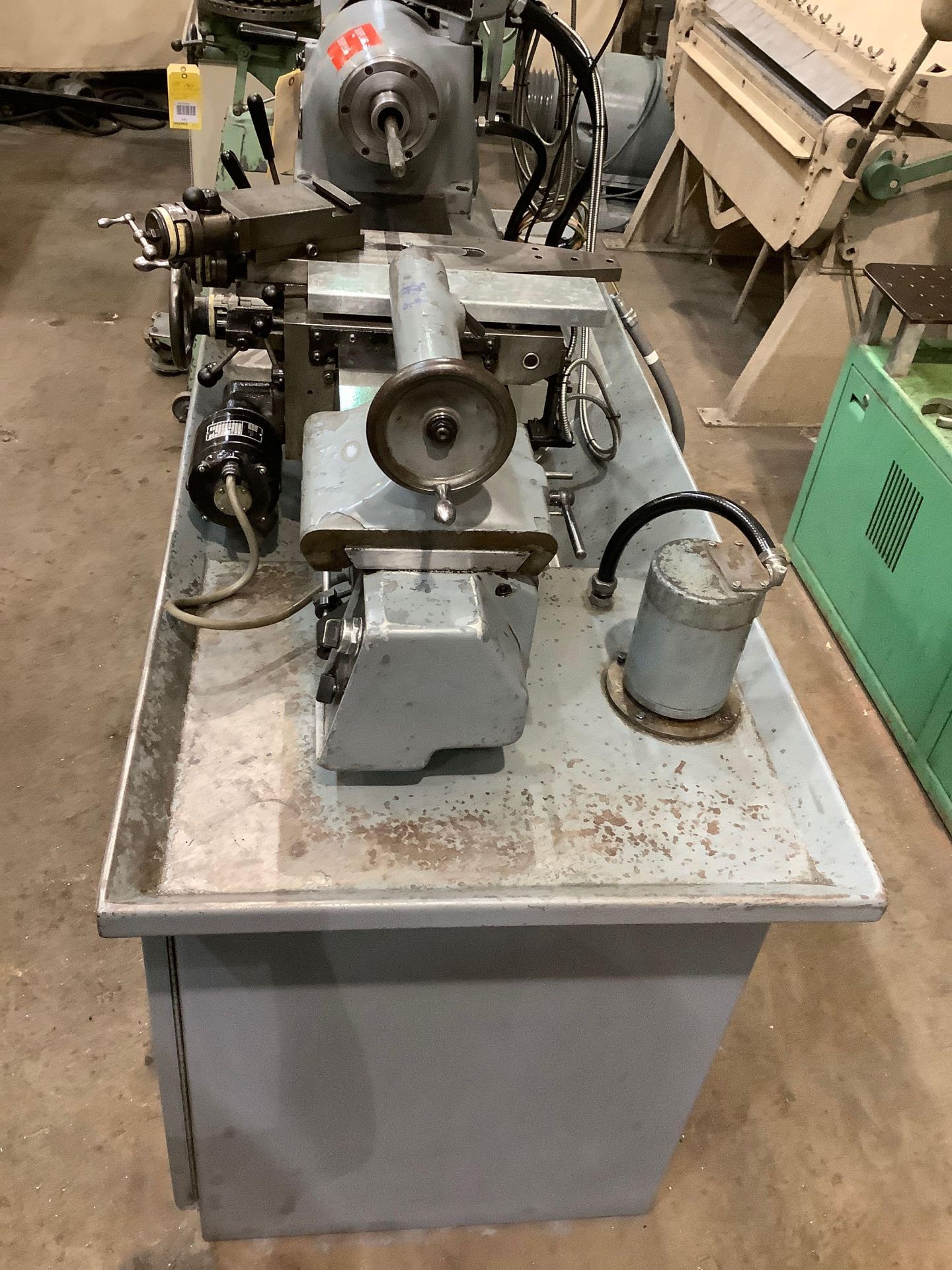 10" x 20" Hardinge Model HLV-H Precision Lathe - Image 5 of 15