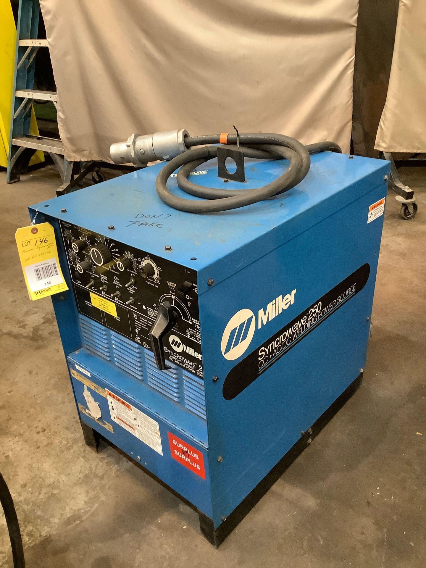 Miller Syncrowave 250 Welding Power Source - Image 2 of 4