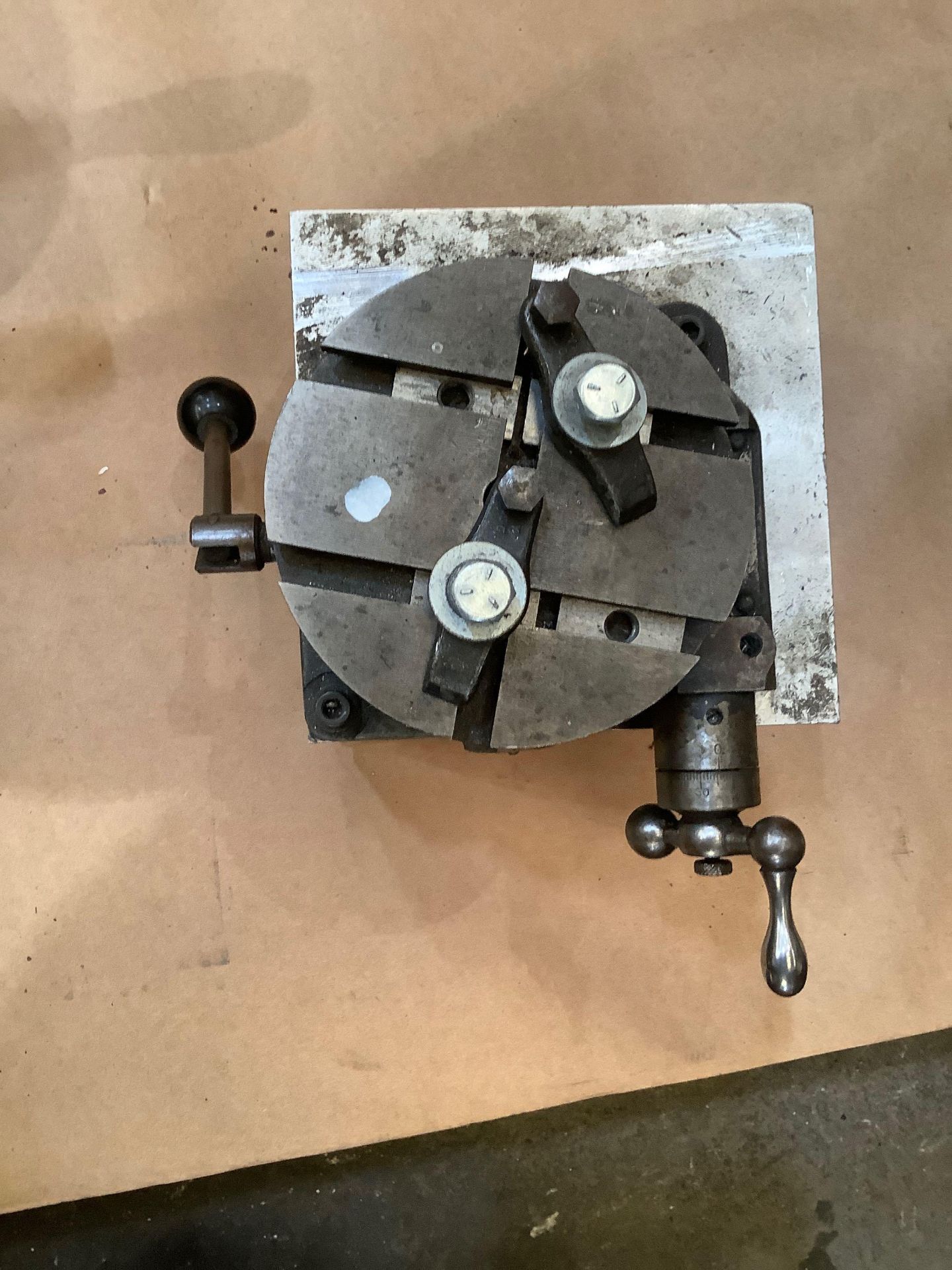 South Bend Indexer with 4-1/2" T-Slotted Table