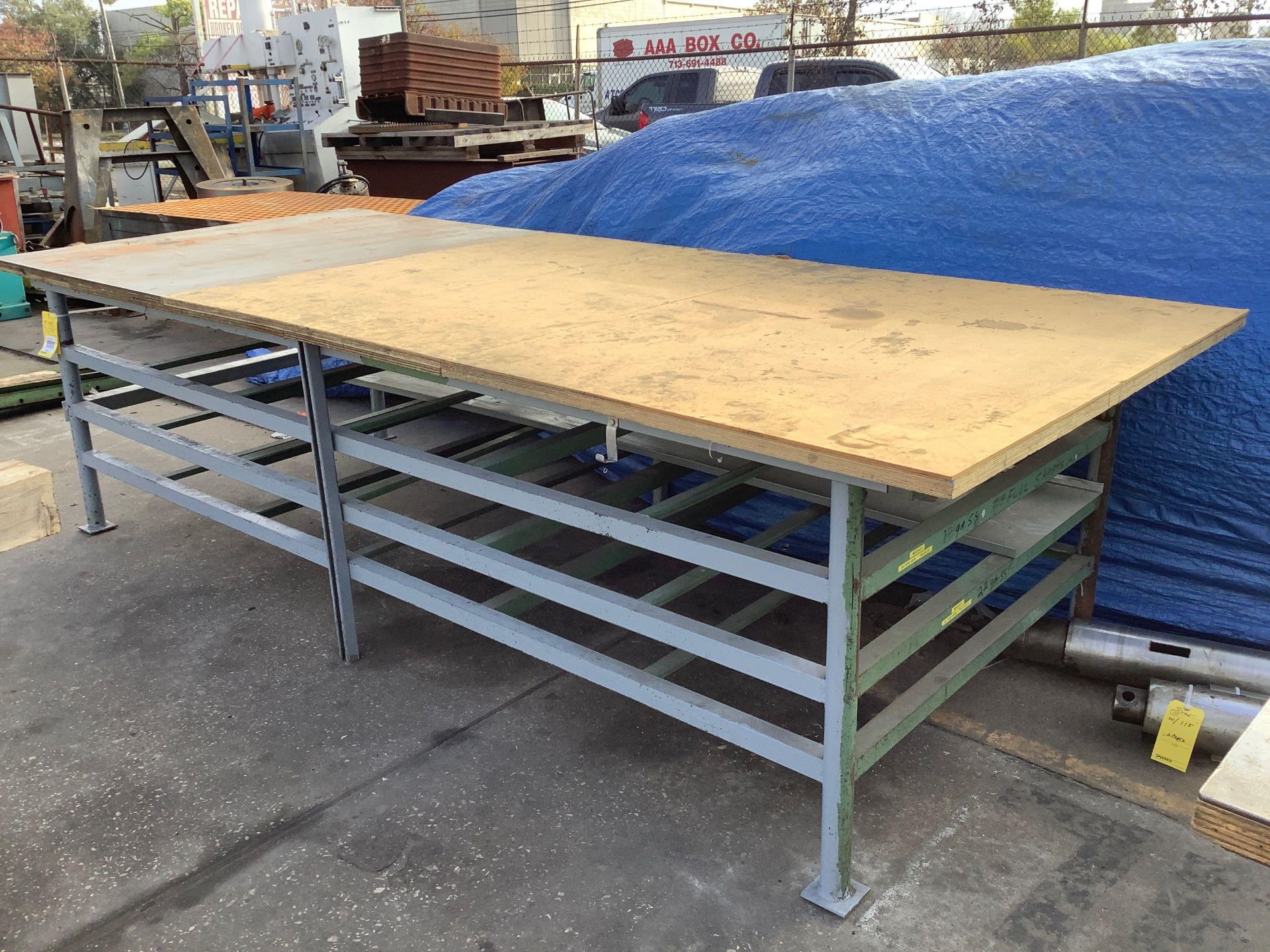 5' x 12' Steel Frame Table, content on or under NOT included - Image 3 of 3