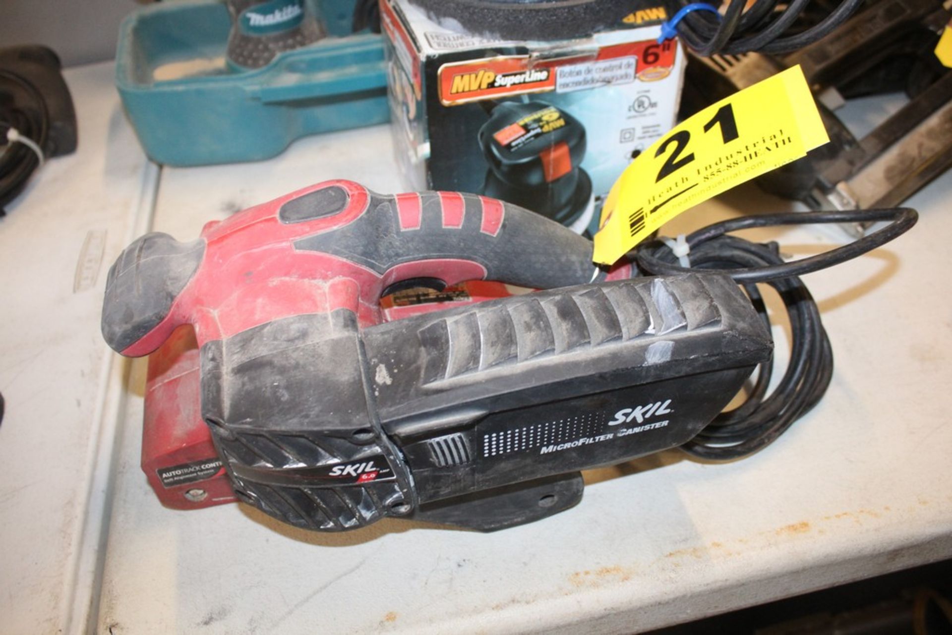 SKIL 3" X 9" BELT SANDER