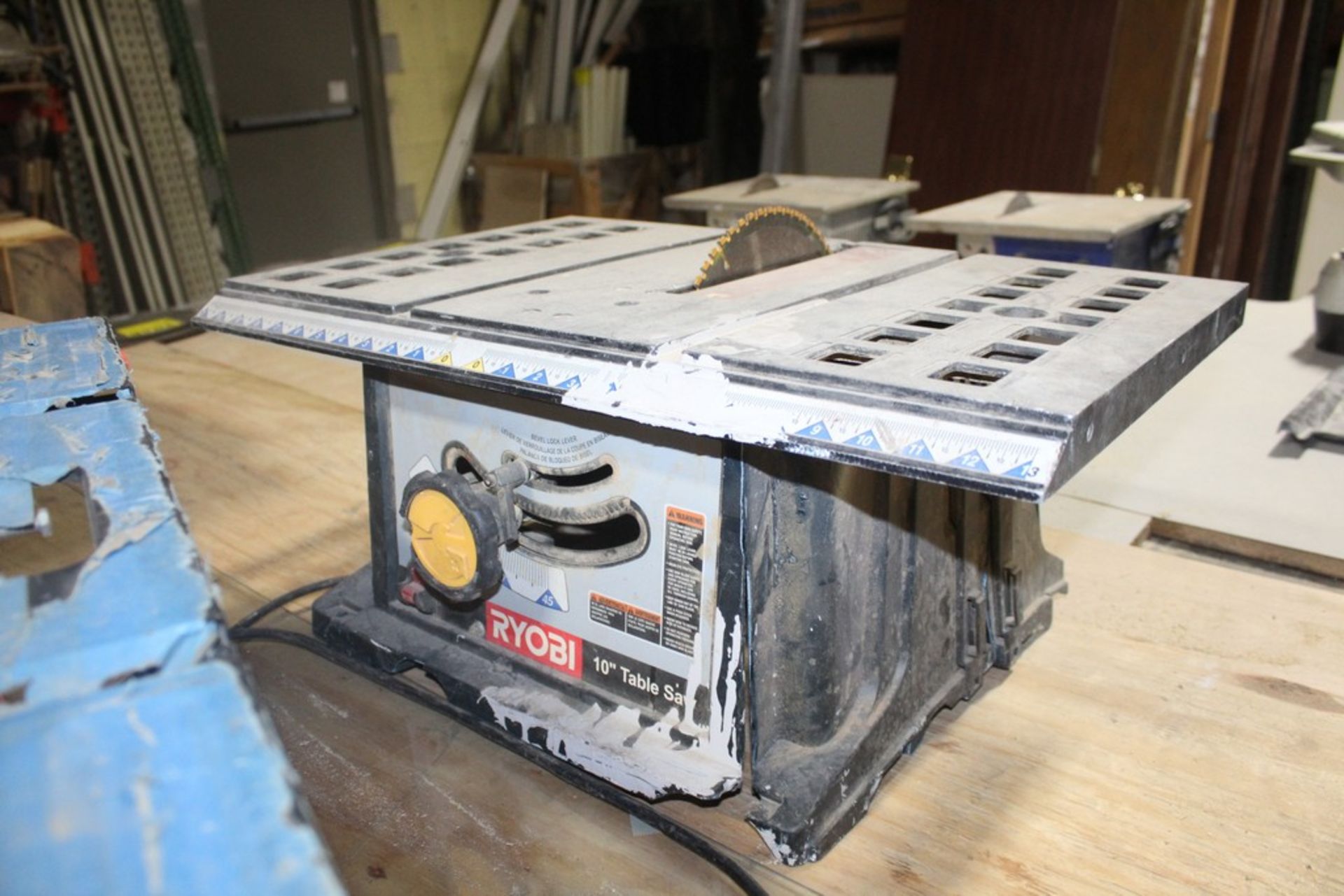 SKILSAW 10" BENCHTOP TABLE SAW WITH RYOBY BENCTOP SAW FOR PARTS - Image 4 of 4