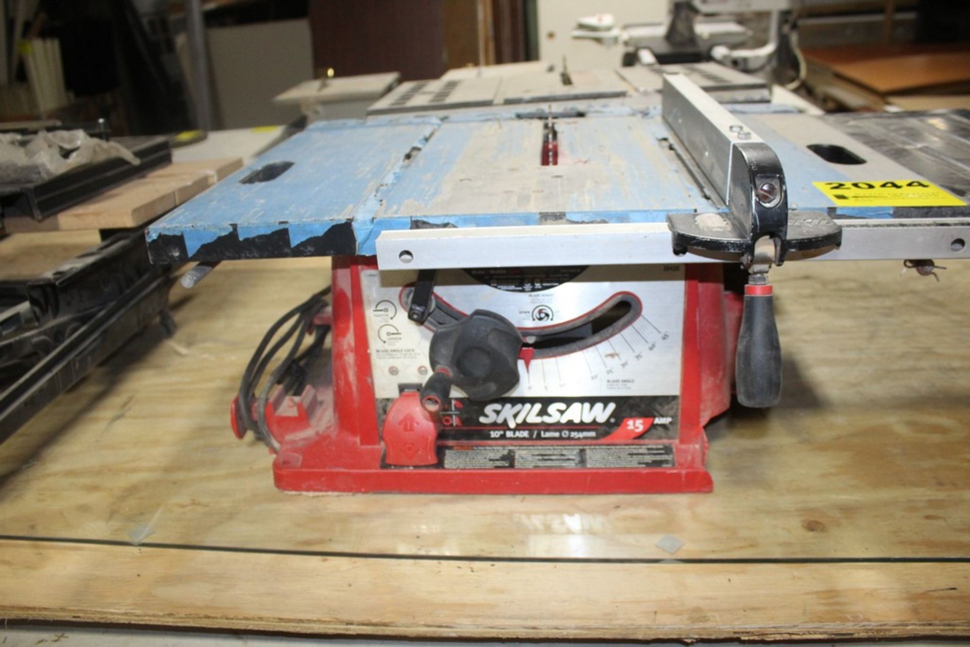 SKILSAW 10" BENCHTOP TABLE SAW WITH RYOBY BENCTOP SAW FOR PARTS - Image 2 of 4