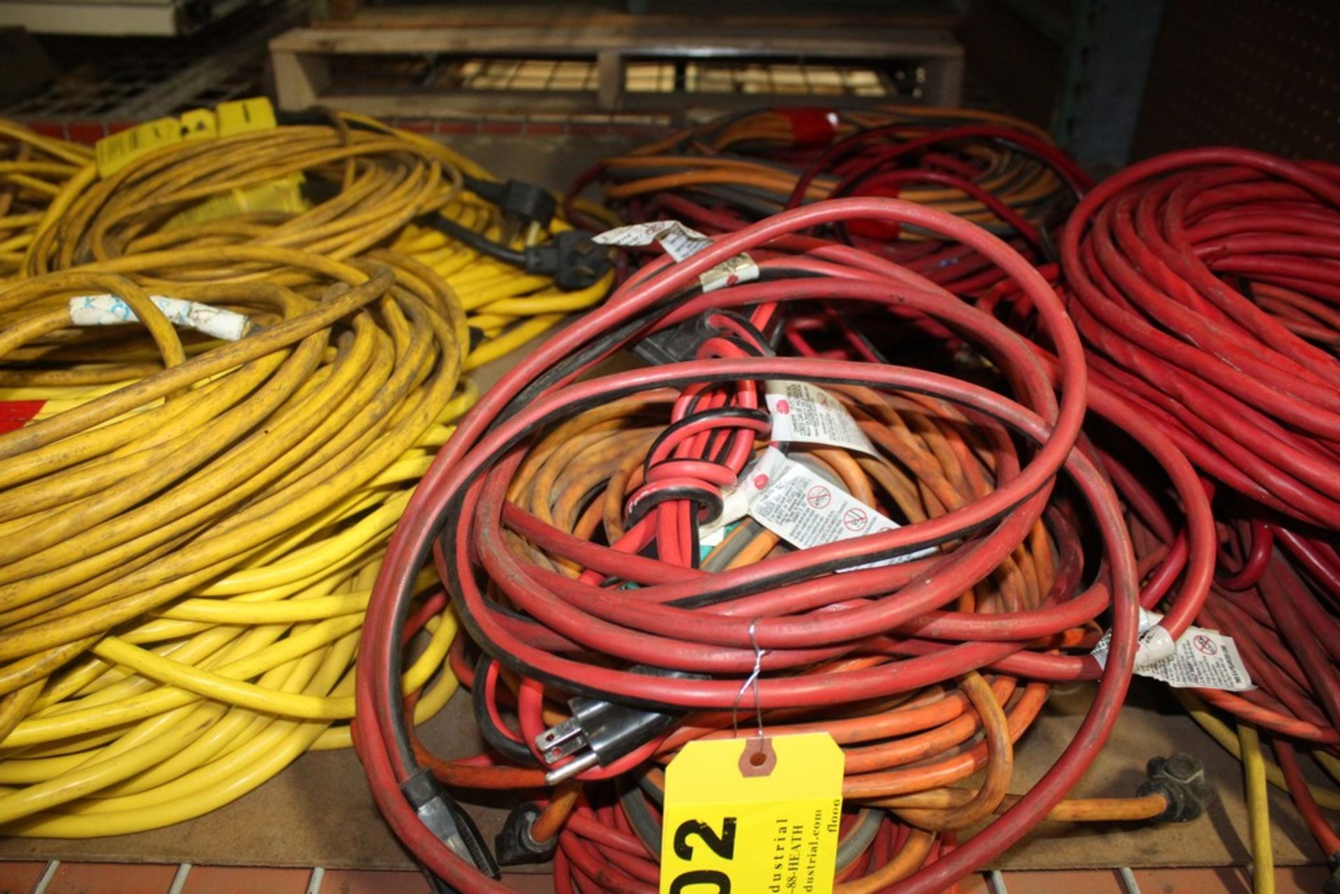 (5) HEAVY DUTY ELECTRIC CORDS