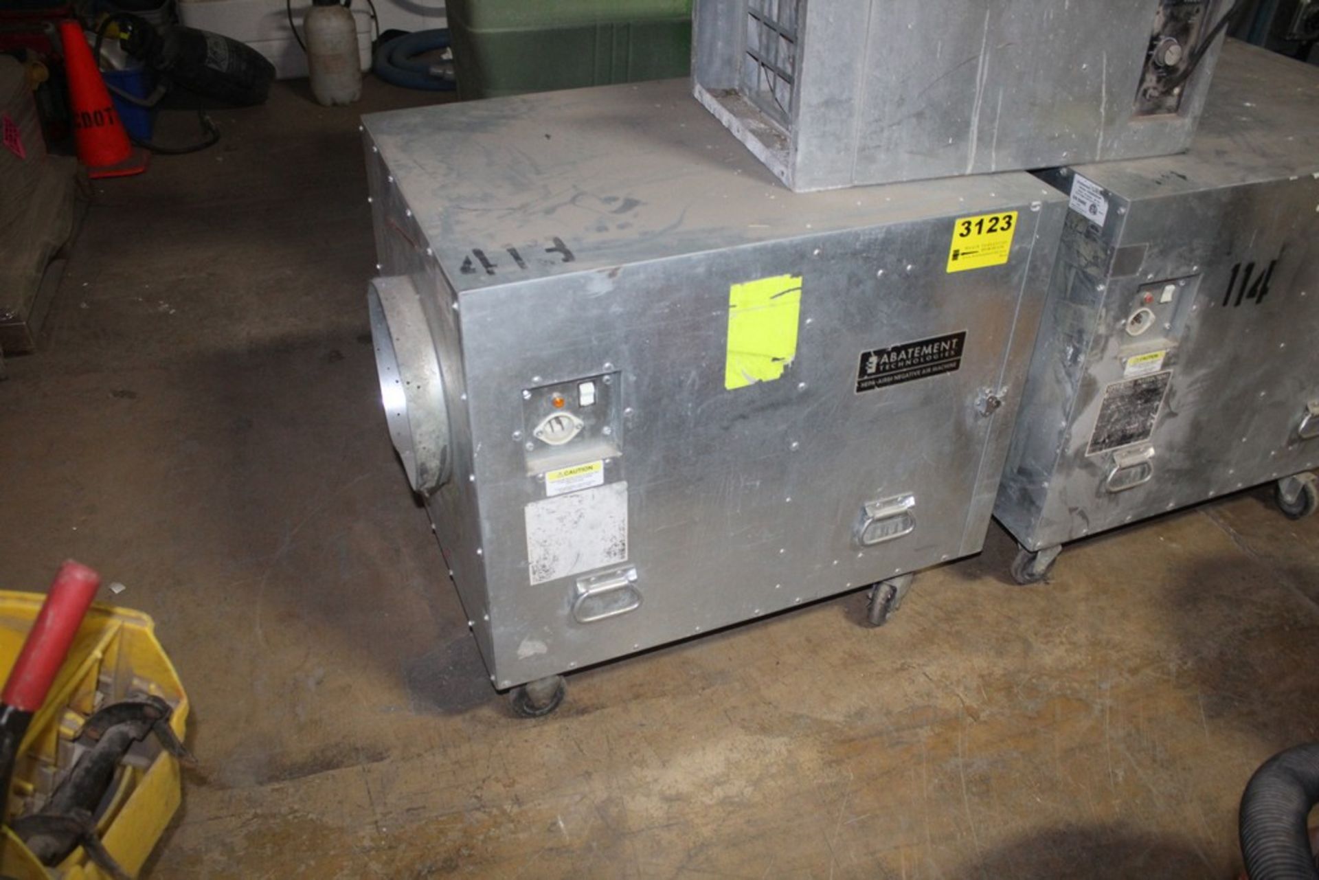 ABATEMENT TECHNOLOGIES MODEL H2000HP 2000 CFM NEGATIVE AIR MACHINE