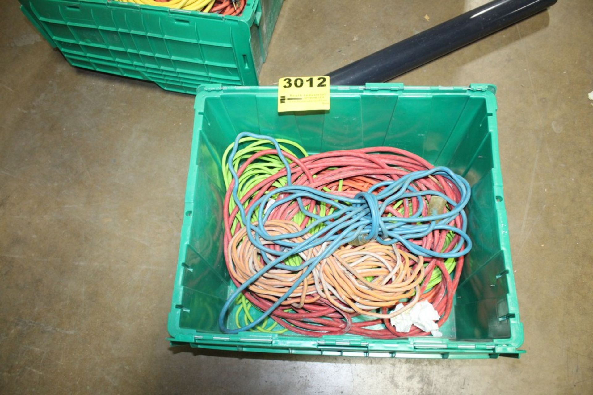 (5) HEAVY DUTY ELECTRIC CORDS