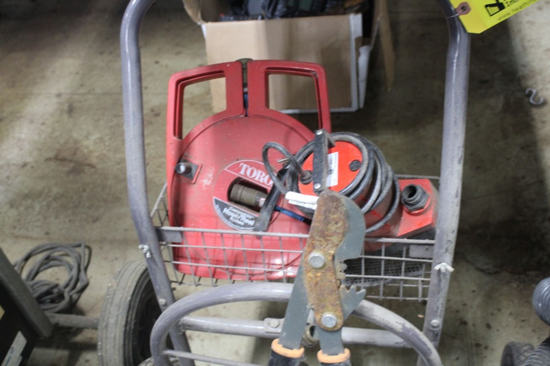 PORTABLE HOSE REEL WITH PNEUMATIC TIRES, TORO 50' COMPACT HOSE REEL, SUBMERSIBLE PUMP AND BRANCH - Image 2 of 2