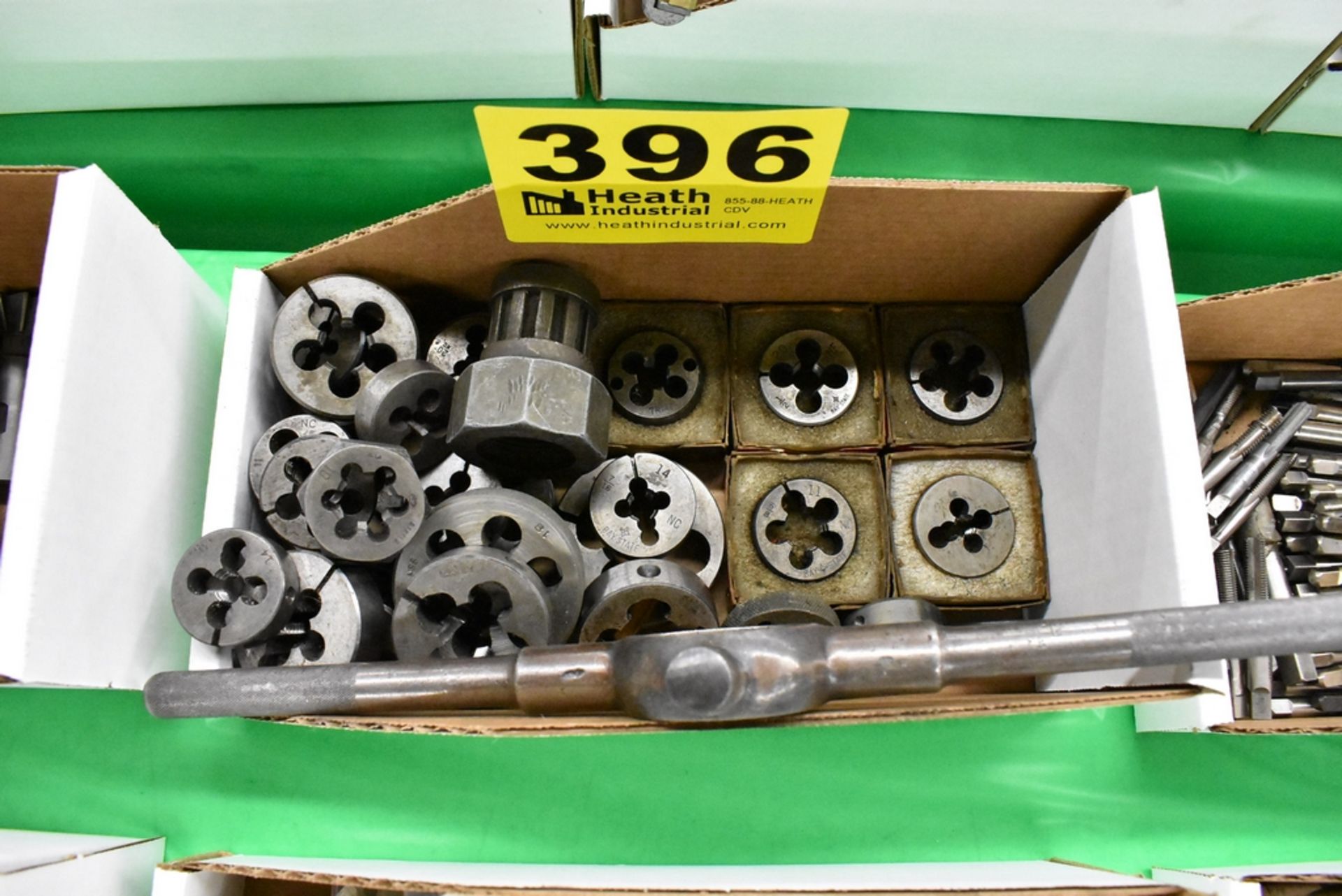 DIE STOCK WITH ASSORTED THREADING DIES IN BOX