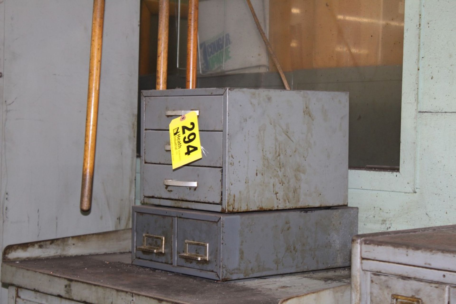 (2) ASSORTED PARTS CABINETS WITH DRAWERS, CONTENTS, STONE RETAINERS, ETC