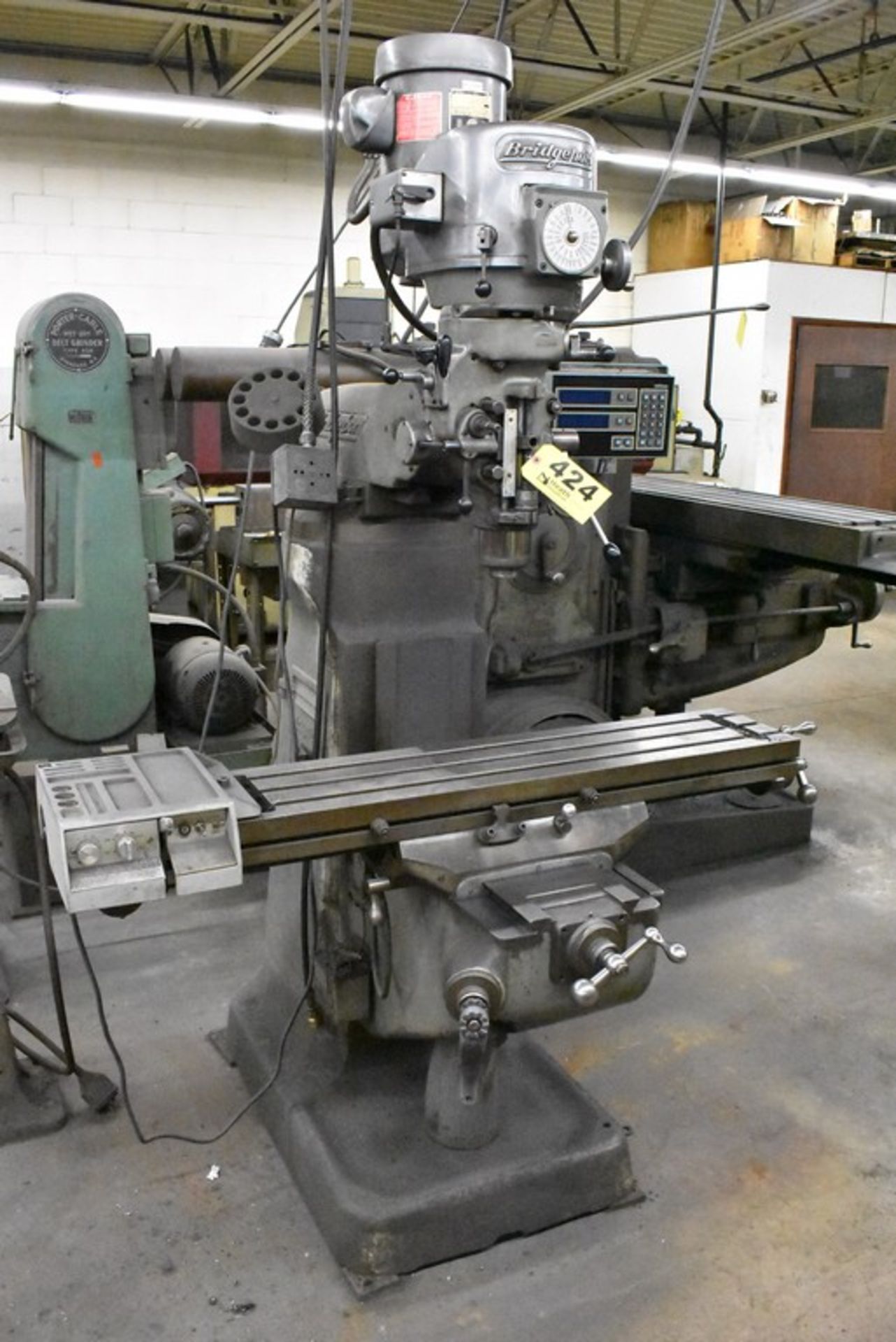 BRIDGEPORT 1-1/2 HP VARIABLE SPEED RAM TYPE VERTICAL MILL, S/N 12BR156414, 42" TABLE WITH POWER - Image 8 of 8