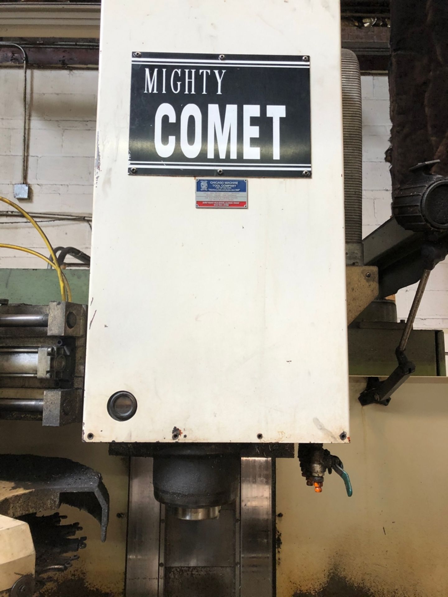 COMET 3-AXIS MODEL VMC-1000G CNC VERTICAL MACHINING CENTER: S/N 3400990; 20 POS ATC, X=41", Y=21", - Image 3 of 7