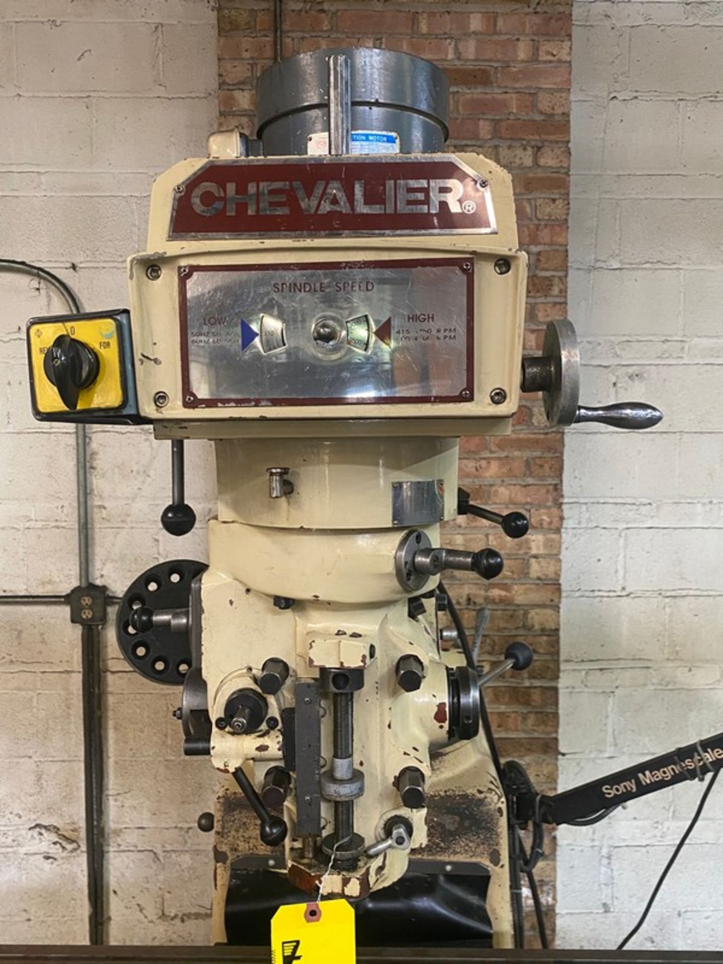 CHEVALIER 3 HP MODEL FM-3VK V.S. RAM TYPE VERTICAL MILL: S/N KM820375; 50: TABLE W/POWER FEED, - Image 4 of 6