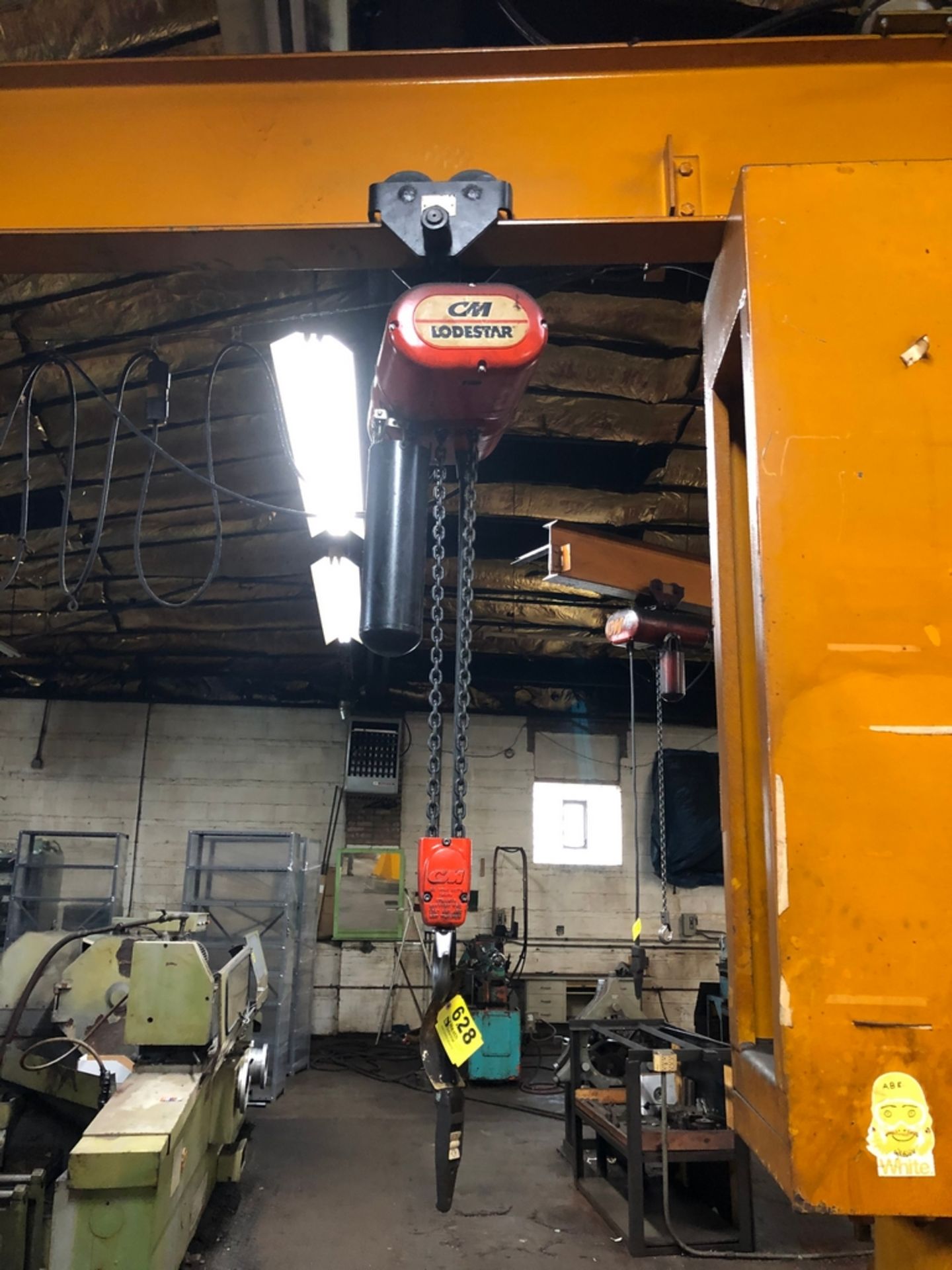 J & D 2 TON FREESTANDING JIB CRANE W/CM LODESTAR 2 TON ELECTRIC HOIST W/PENDANT - Image 2 of 2