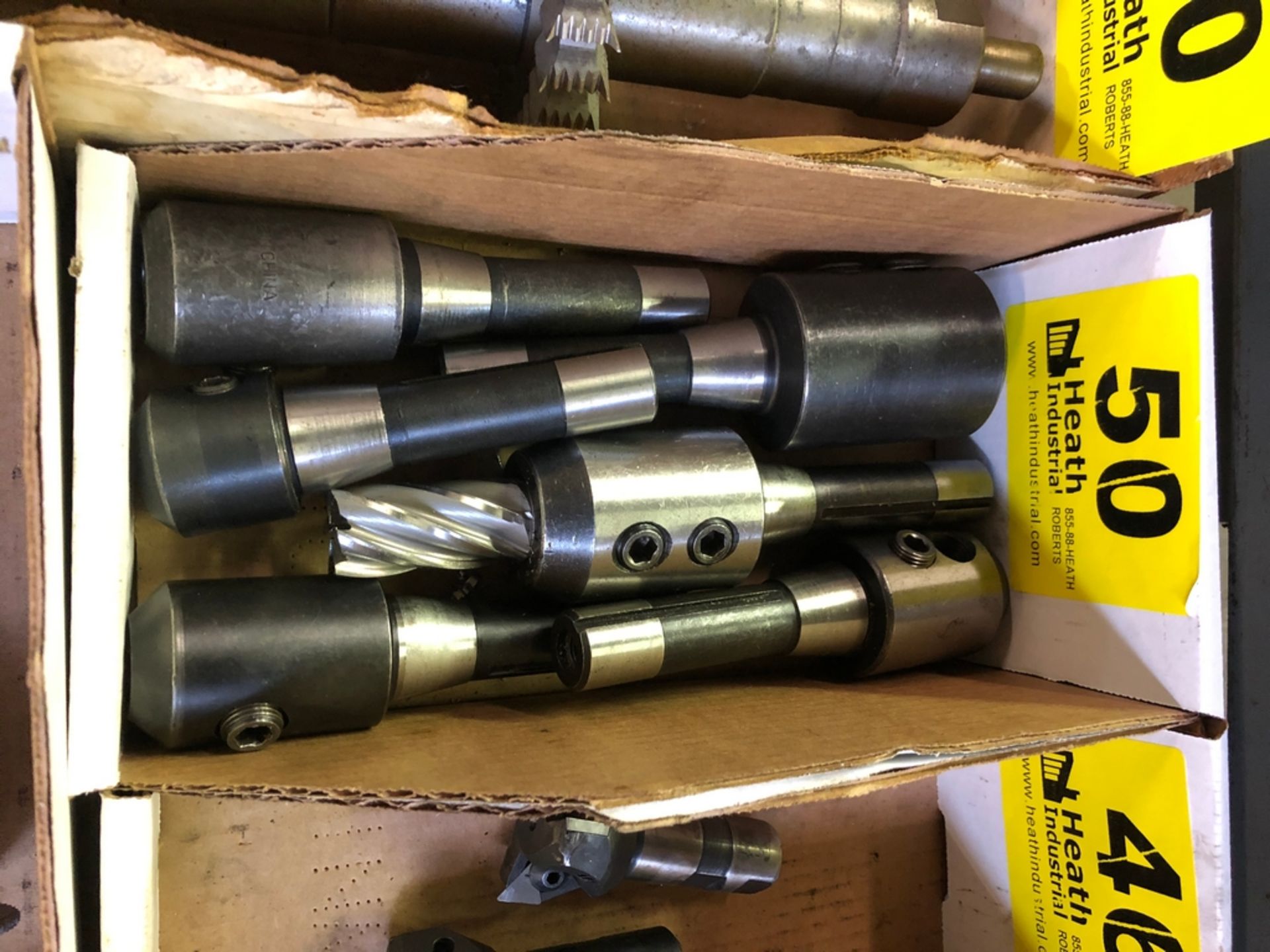 LOT 6 R-8 TOOLHOLDERS