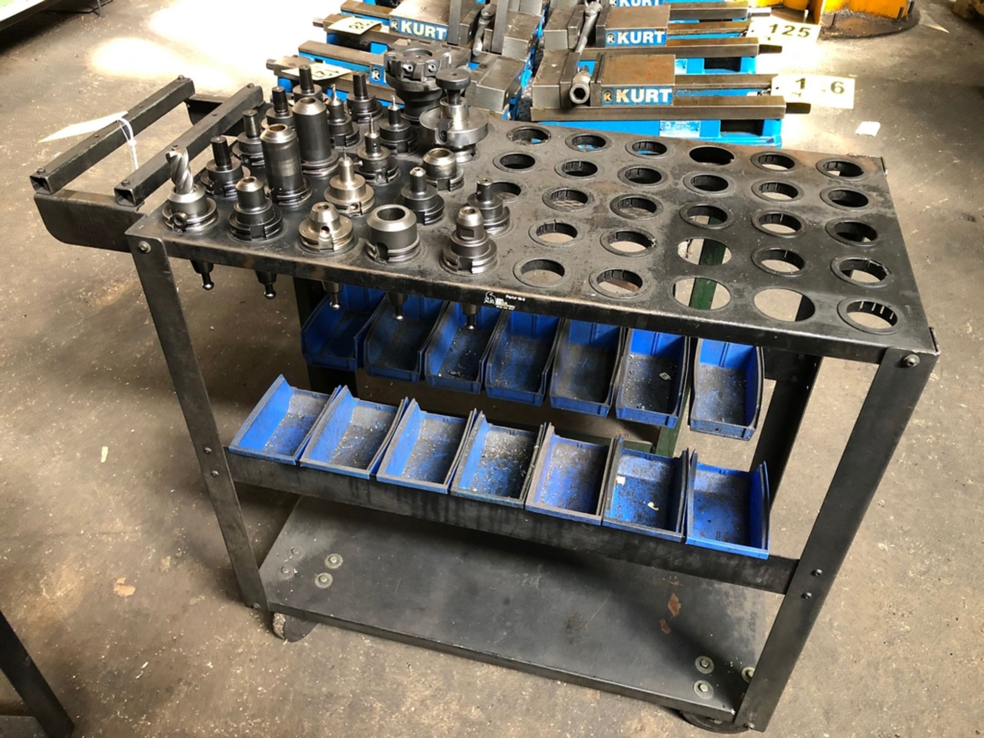 TOOLCART WITH 21 CAT 40 TOOLHOLDERS
