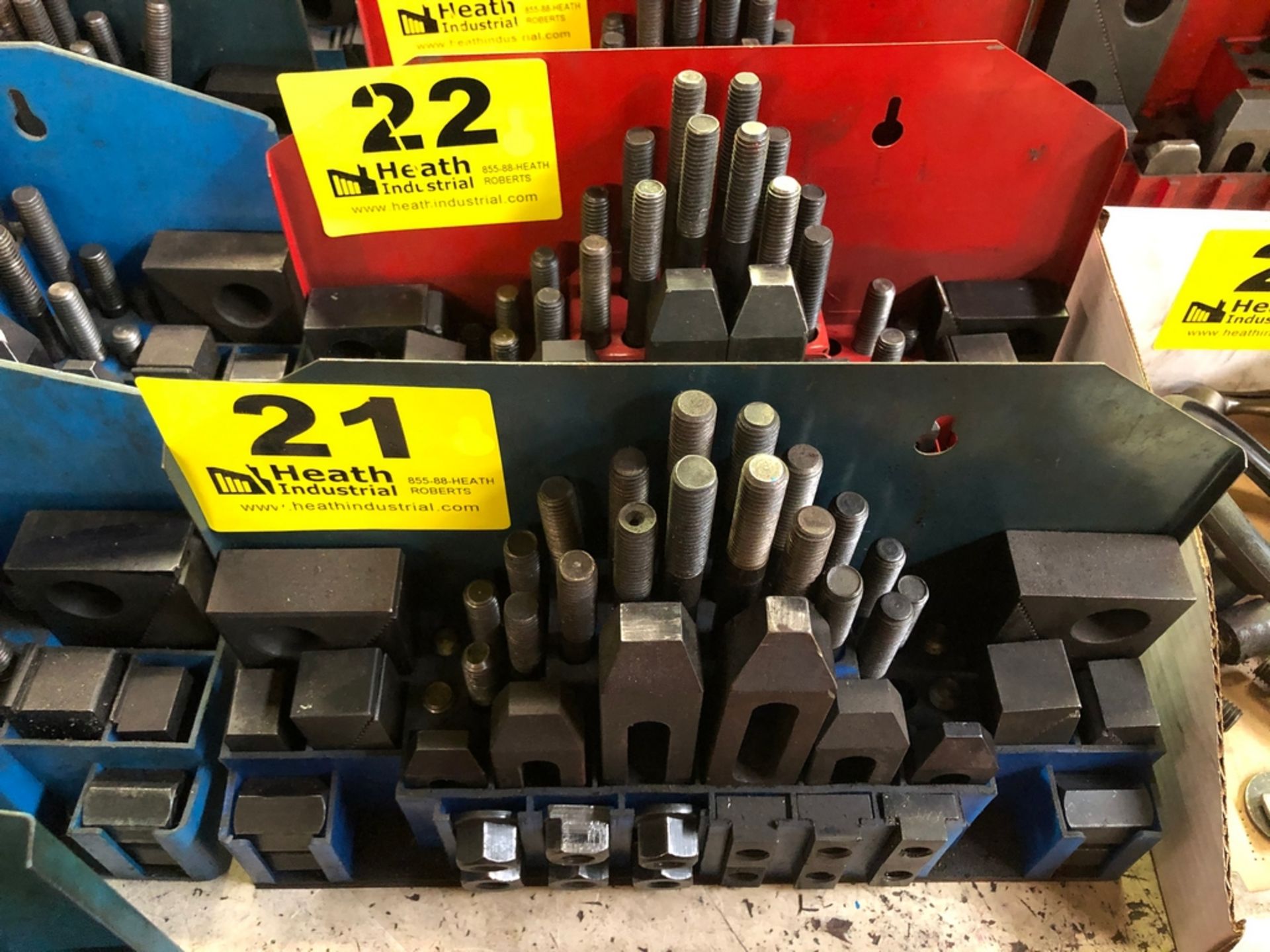 HOLD DOWN CLAMPING SET