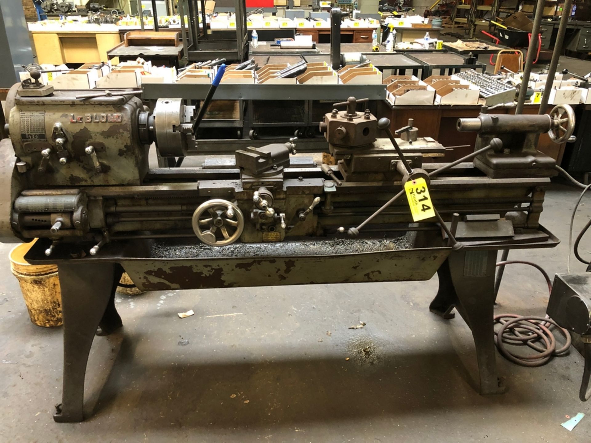 LEBLOND ENGINE LATHE: WITH TURRET ATTACHMENT