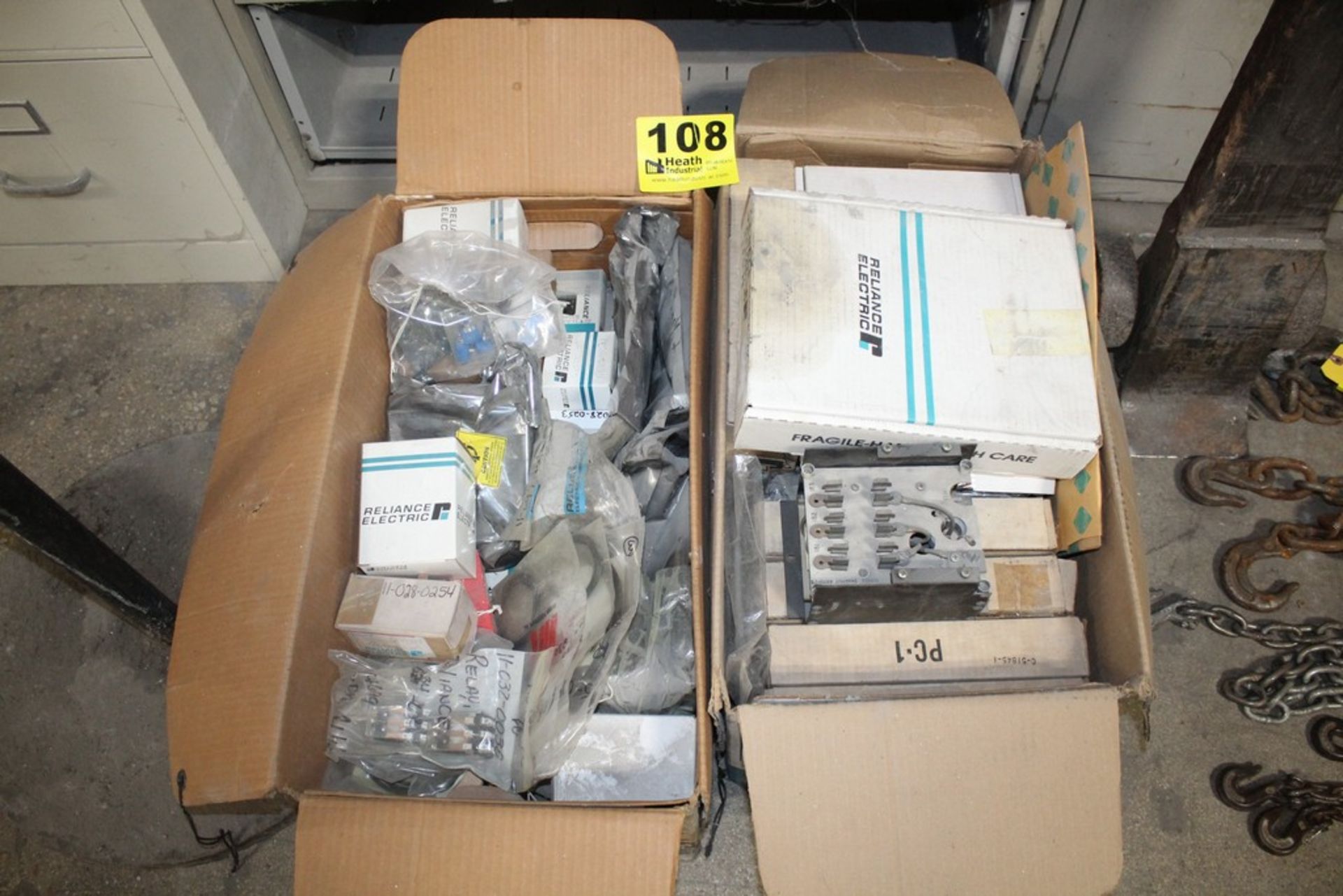 LARGE QTY OF ELECTRCIAL COMPONENTS IN (2) BOXES