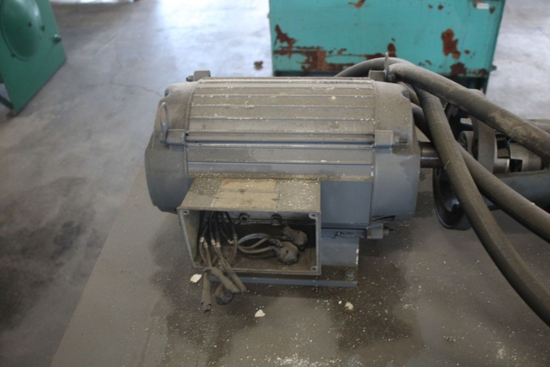 DELTA POWER 15 HP HYDRAULIC PUMP & TANK - Image 2 of 2