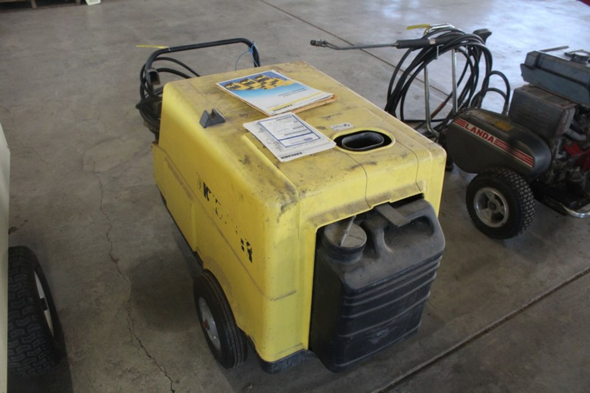 KARCHER MODEL HDS-790 MOBILE HOT WATER PRESSURE CLEANER - Image 3 of 3