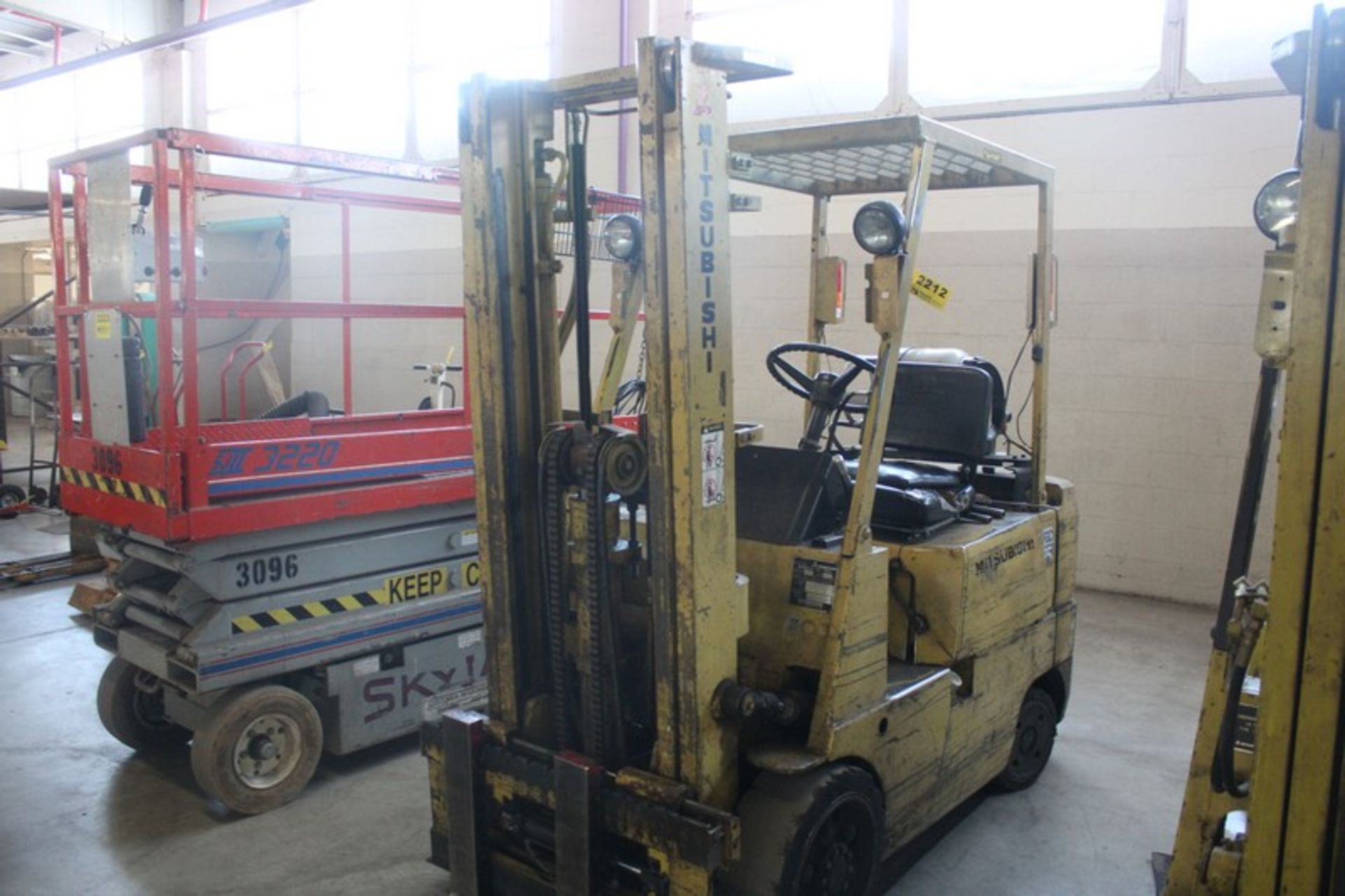 Mitsubishi 5,000 LB. Model FGC25 LP Gas Forklift Truck, s/n F82-54003, 189” Max. Lift, Side Shift,