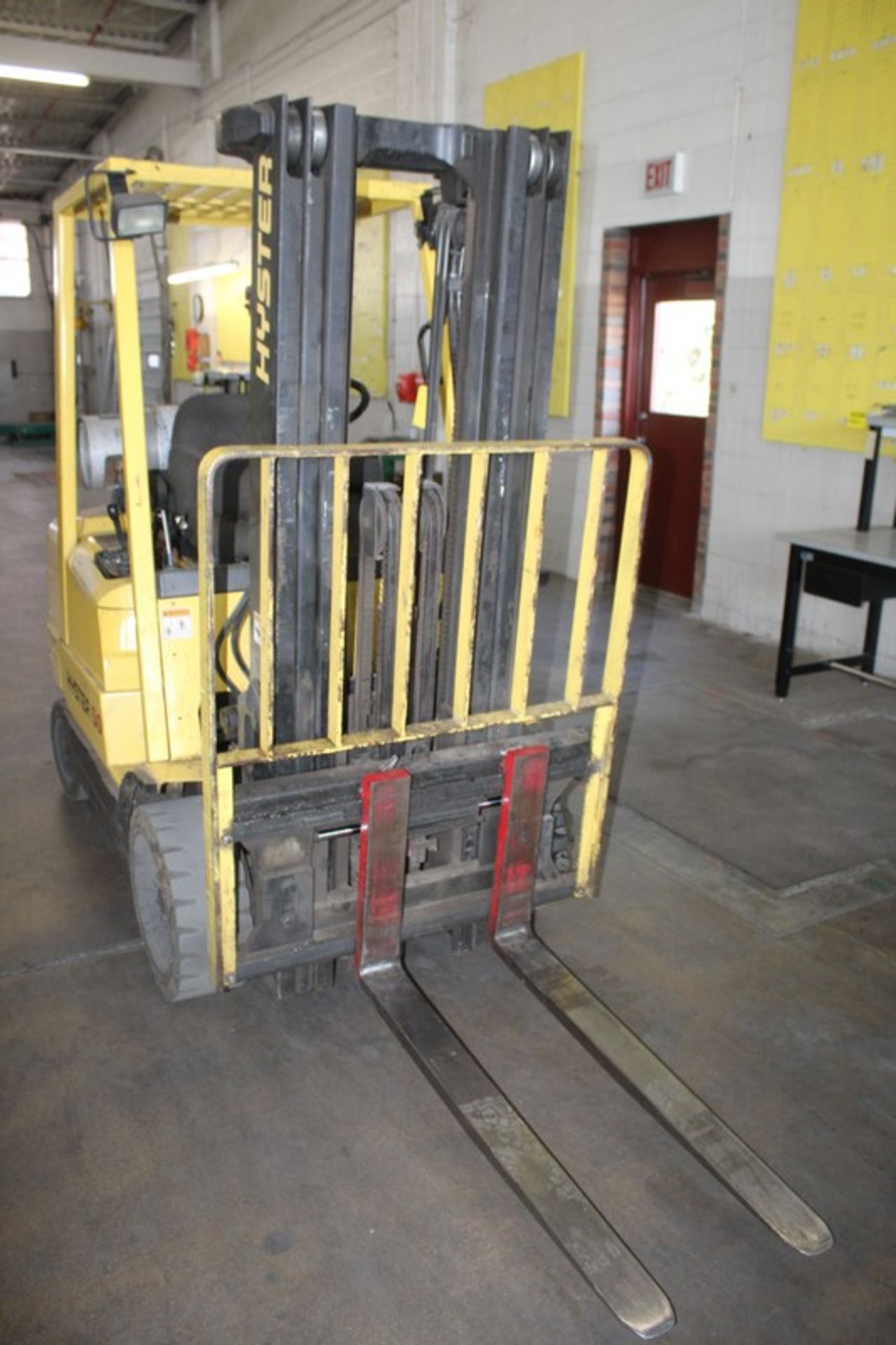 Hyster 3,950 LB. Model S50XM LP Gas Forklift Truck, s/n D187V09407V, 189” Max. Lift, Side Shift - Image 4 of 7