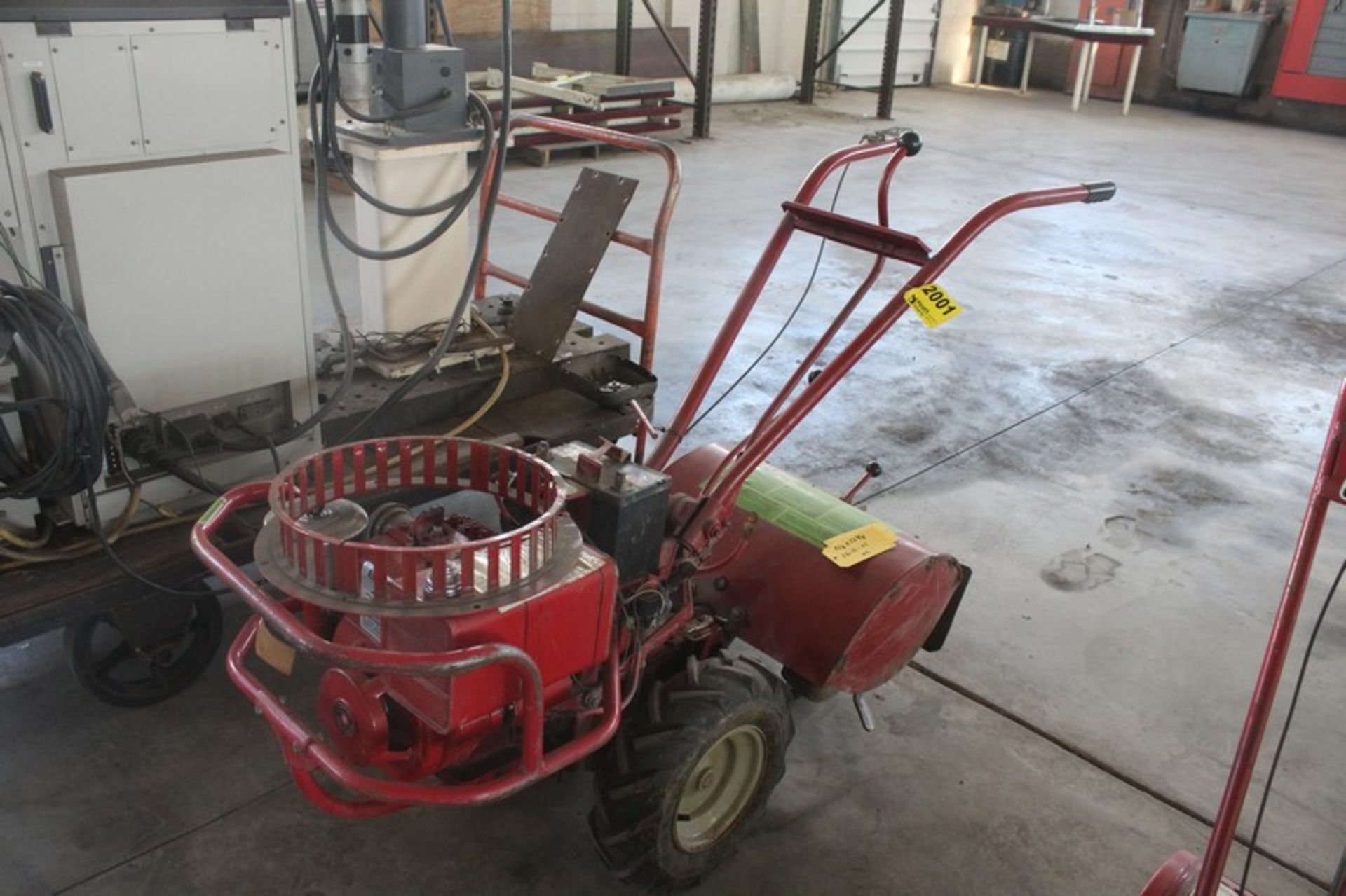 TROY BILT ROTO-TILLER WITH 8HP BRIGGS & STRATTON ENGINE