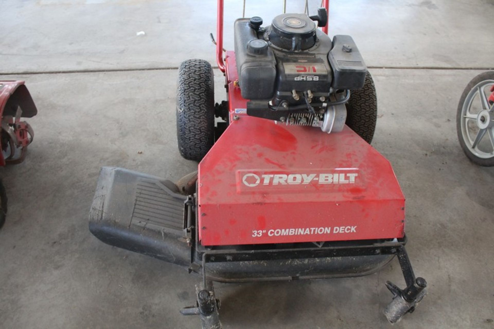 TROY BILT 33" WIDE-CUT MOWER WITH 8.5HP BRIGGS & STRATTON ENGINE - Image 2 of 3