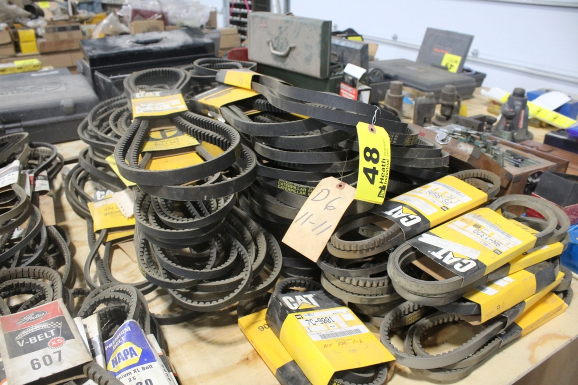 LARGE ASSORTMENT OF FAN BELTS