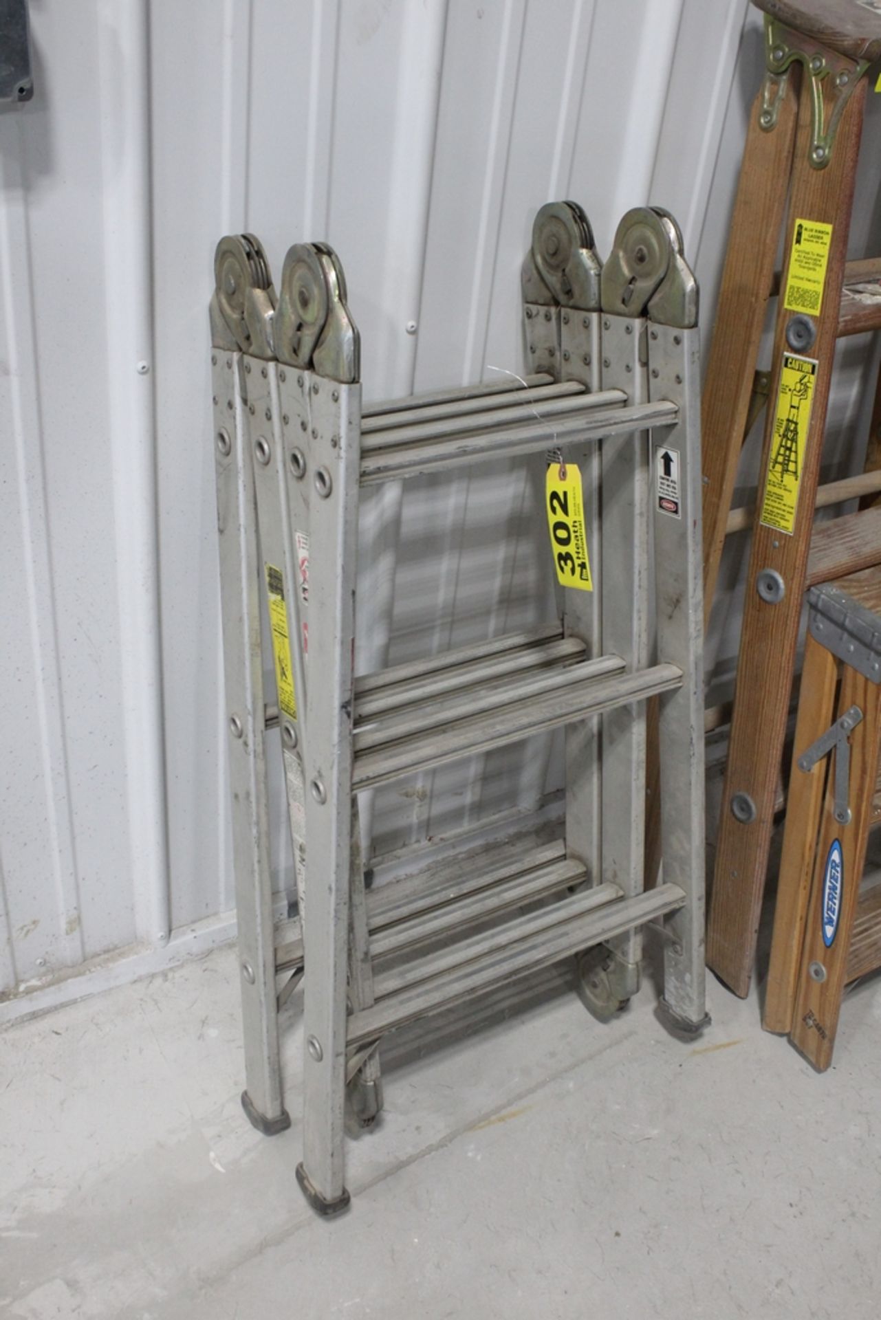 ALUMINUM 12' MULTI-POSITION LADDER