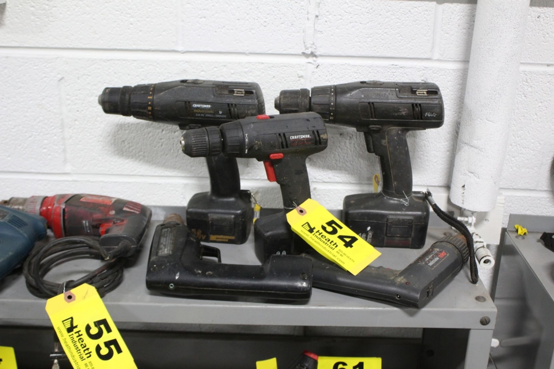 (3) CRAFTSMAN, (1) SKIL & (1) BLACK & DECKER CORDLESS DRILL DRIVERS, NO CHARGERS