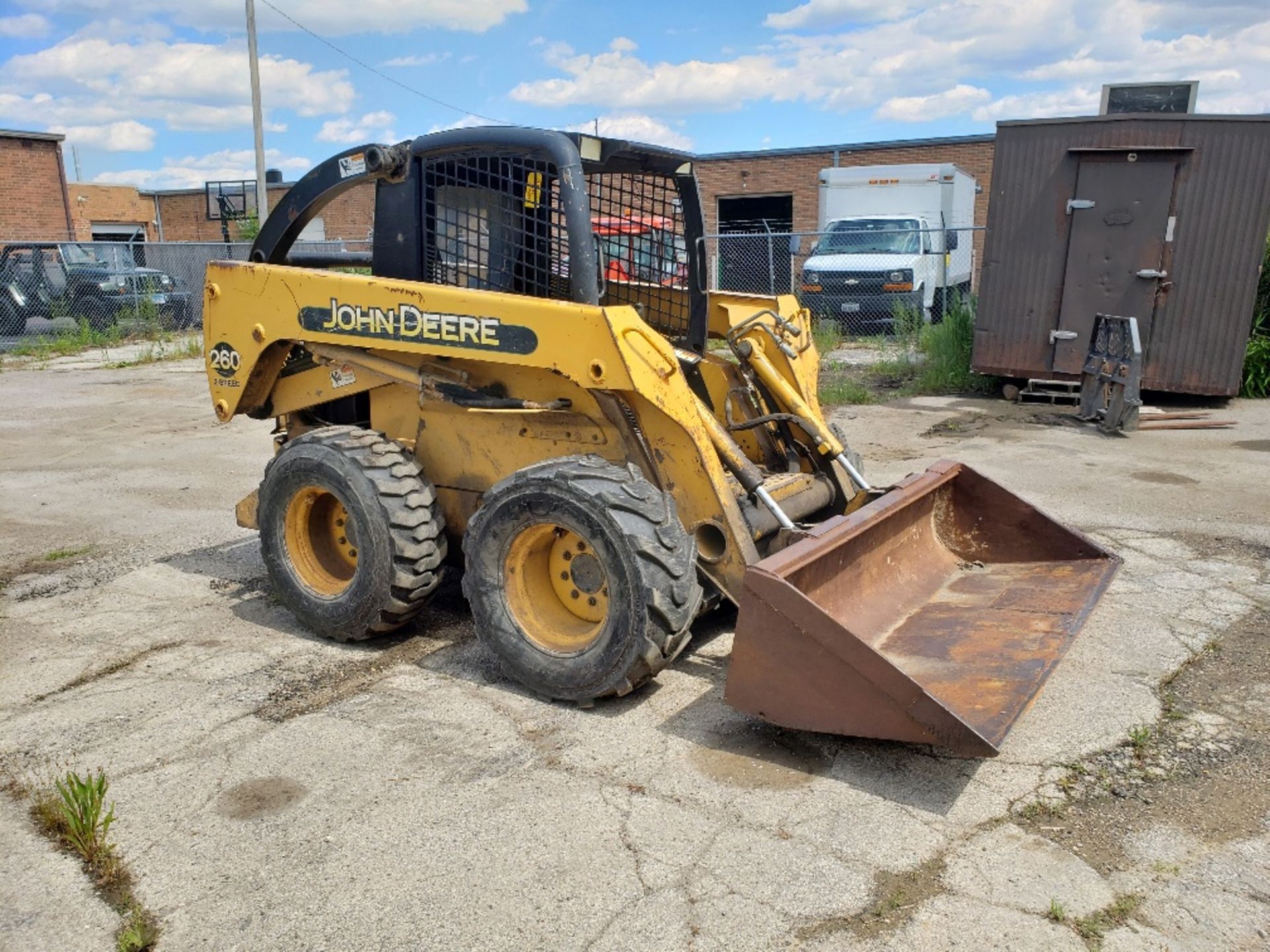 JOHN DEERE MODEL 260 2-SPEED SKID STEER LOADER, JOYSTICK STEERING, DIESEL ENGINE, EROPS, GP BUCKET - Image 12 of 12