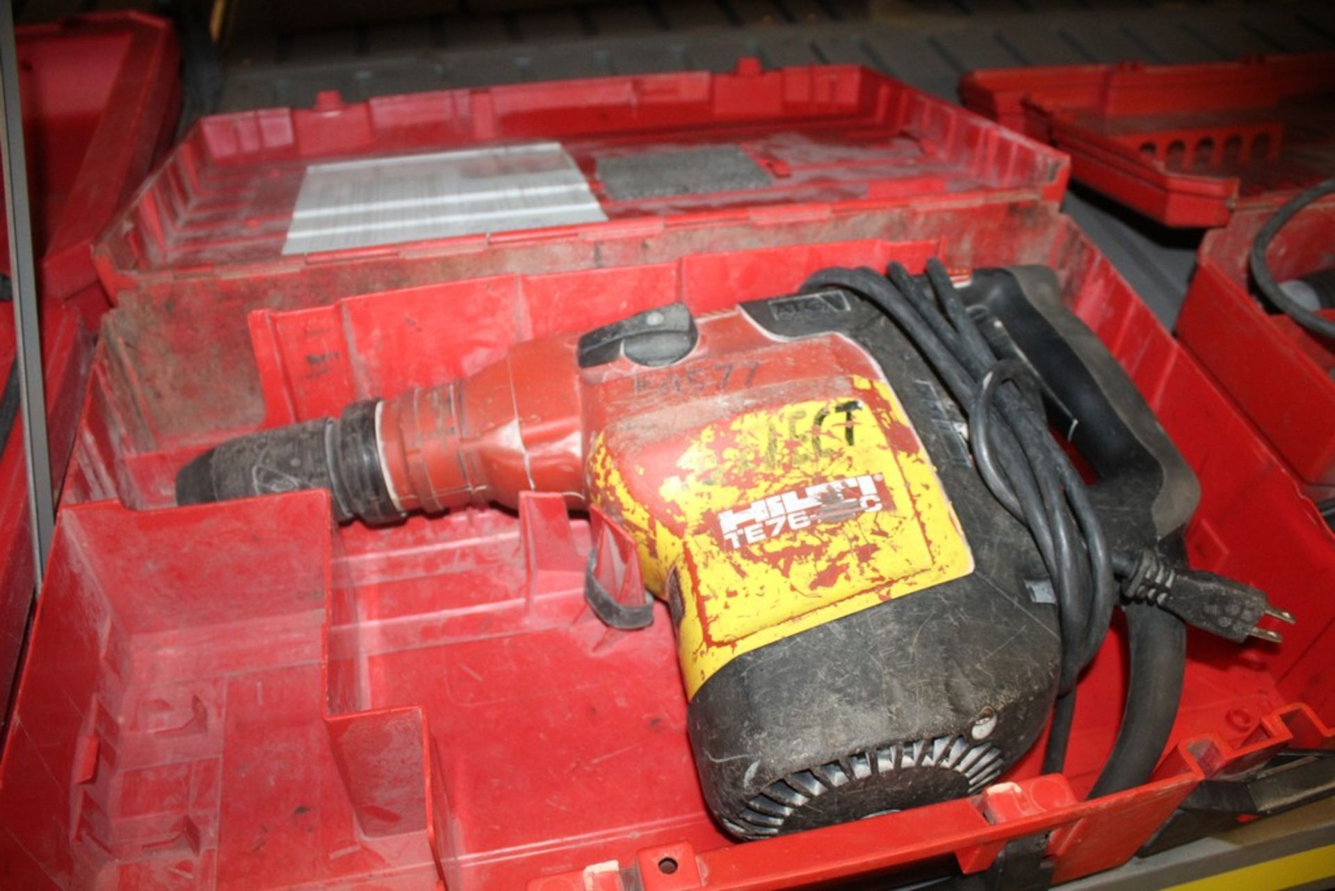 HILTI MODEL TE 76-ATC ROTARY HAMMER WITH CASE