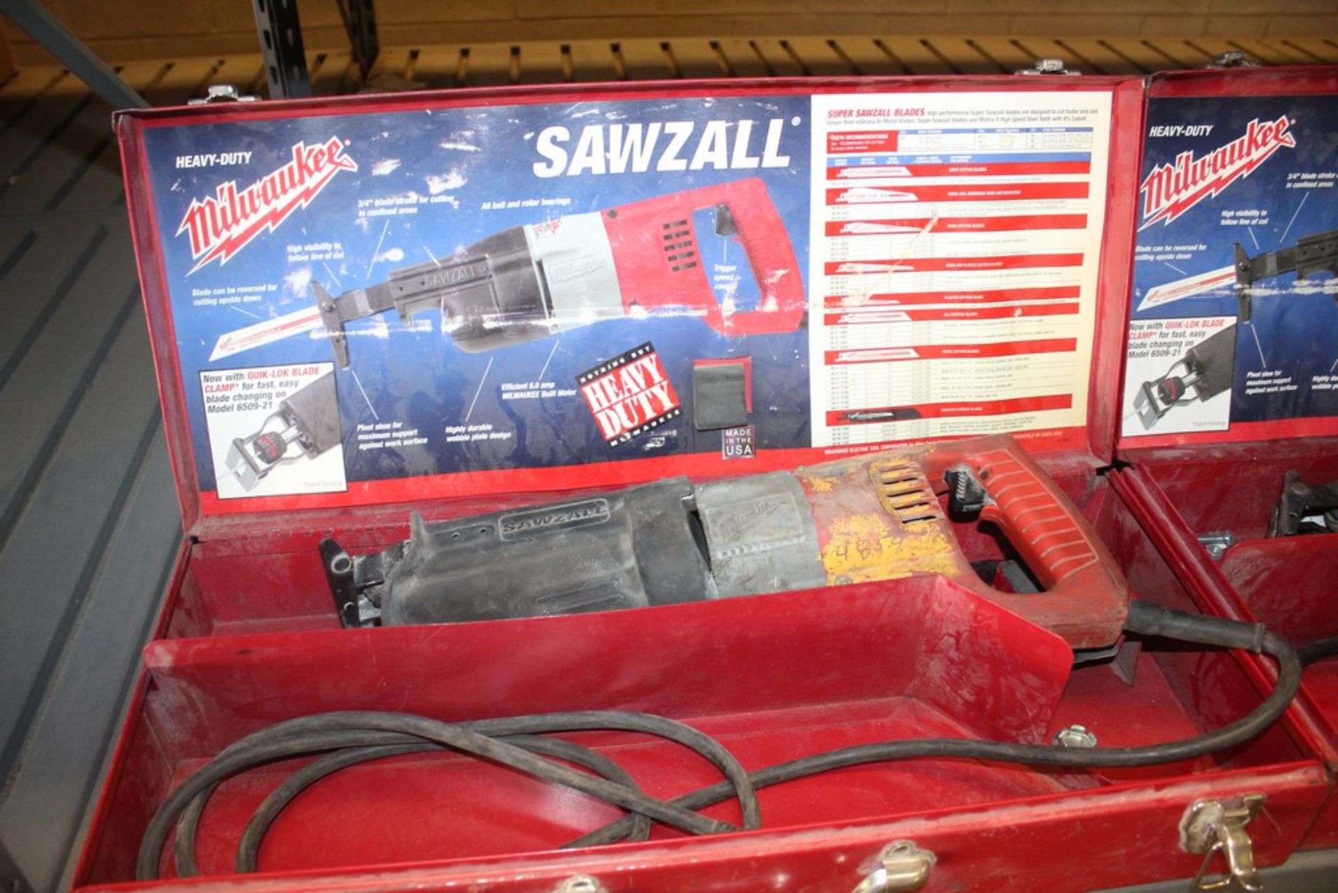 MILWAUKEE ELECTRIC SAWZALL WITH STEEL CASE