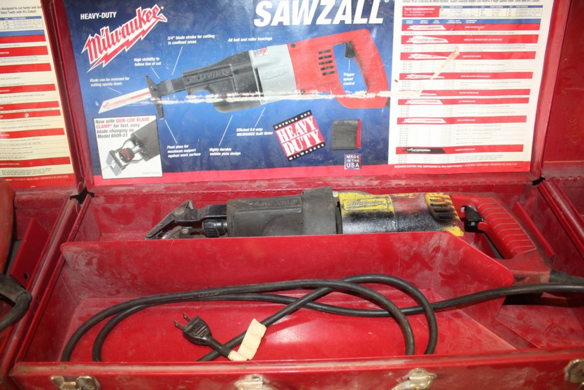 MILWAUKEE ELECTRIC SAWZALL WITH STEEL CASE